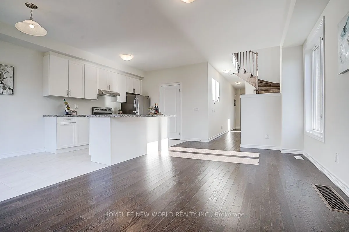 4 Freeman Williams Street