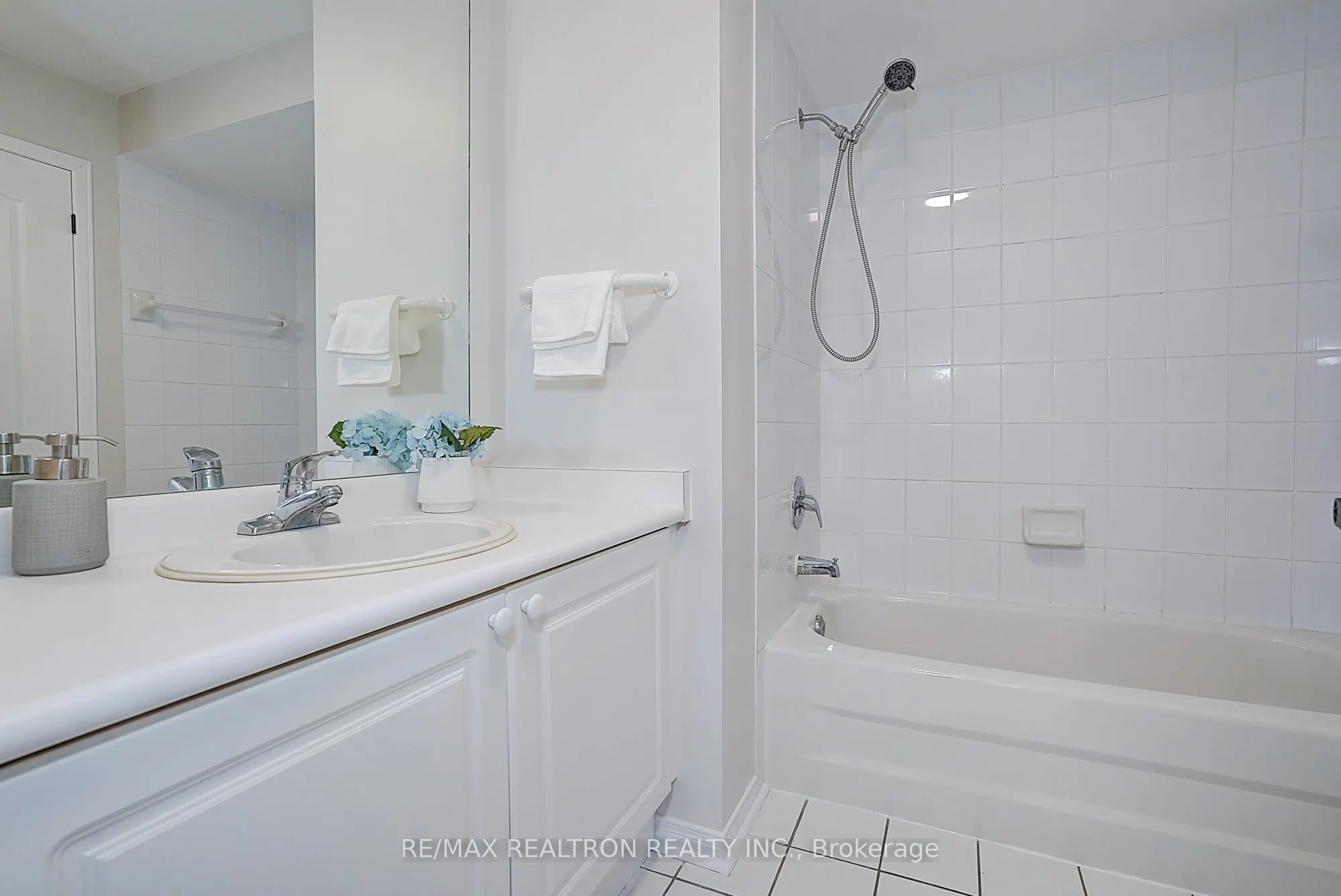 238 Frank Endean Road