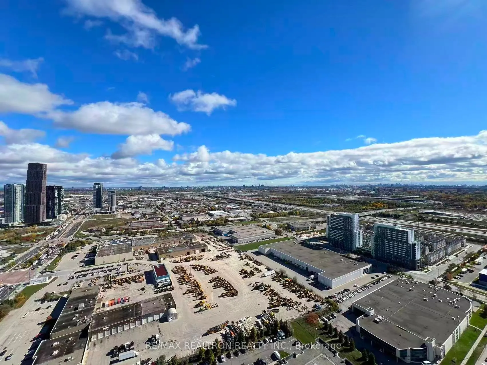 28 Interchange Way, #4610