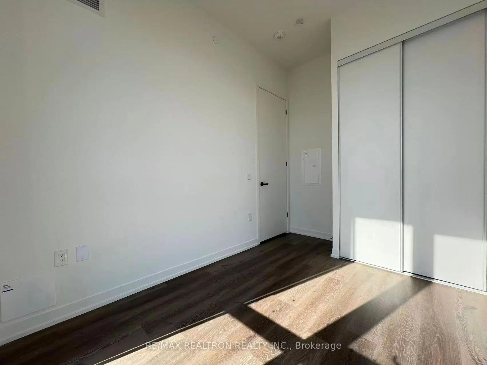 28 Interchange Way, #4610