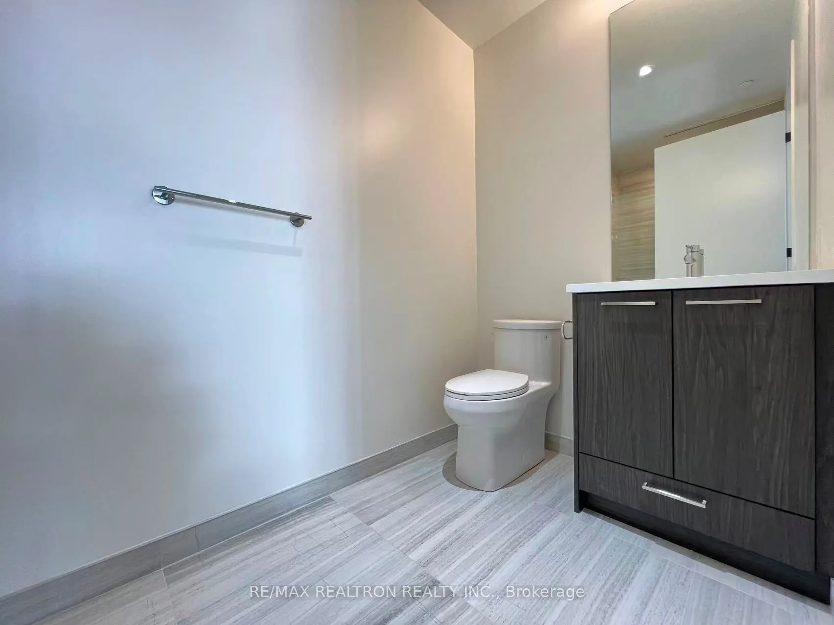 28 Interchange Way, #4610