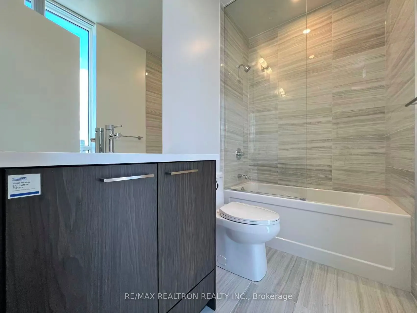 28 Interchange Way, #4610