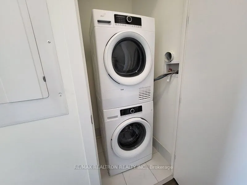 14 David Eyer Road, #1003