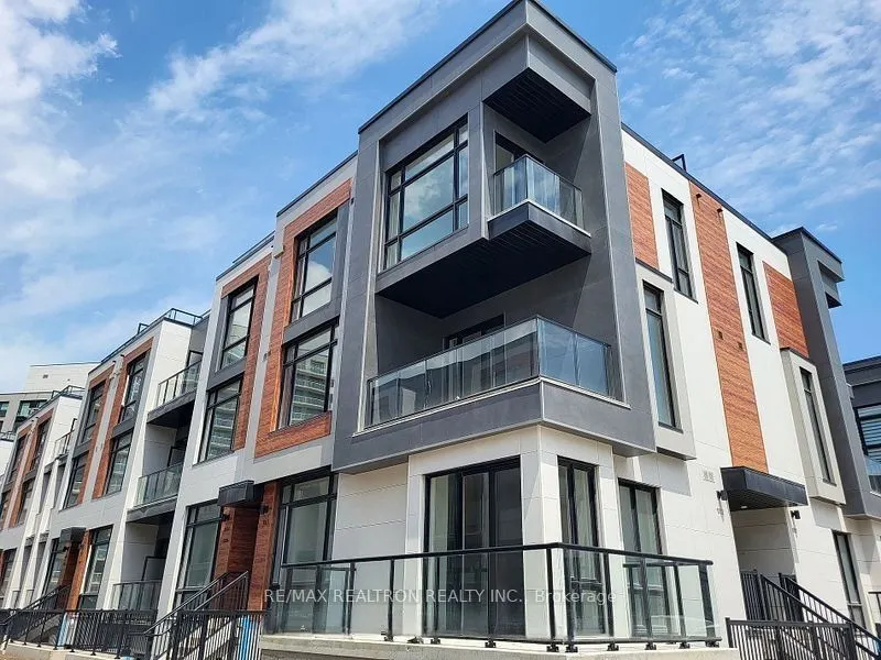 14 David Eyer Road, #1003