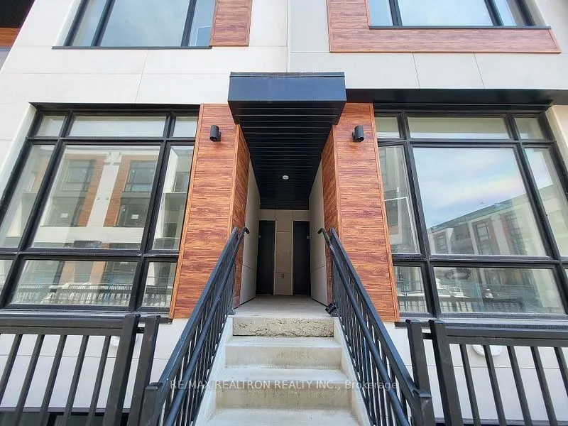 14 David Eyer Road, #1003