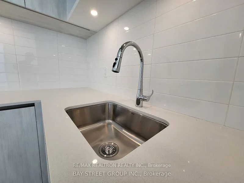 14 David Eyer Road, #1003