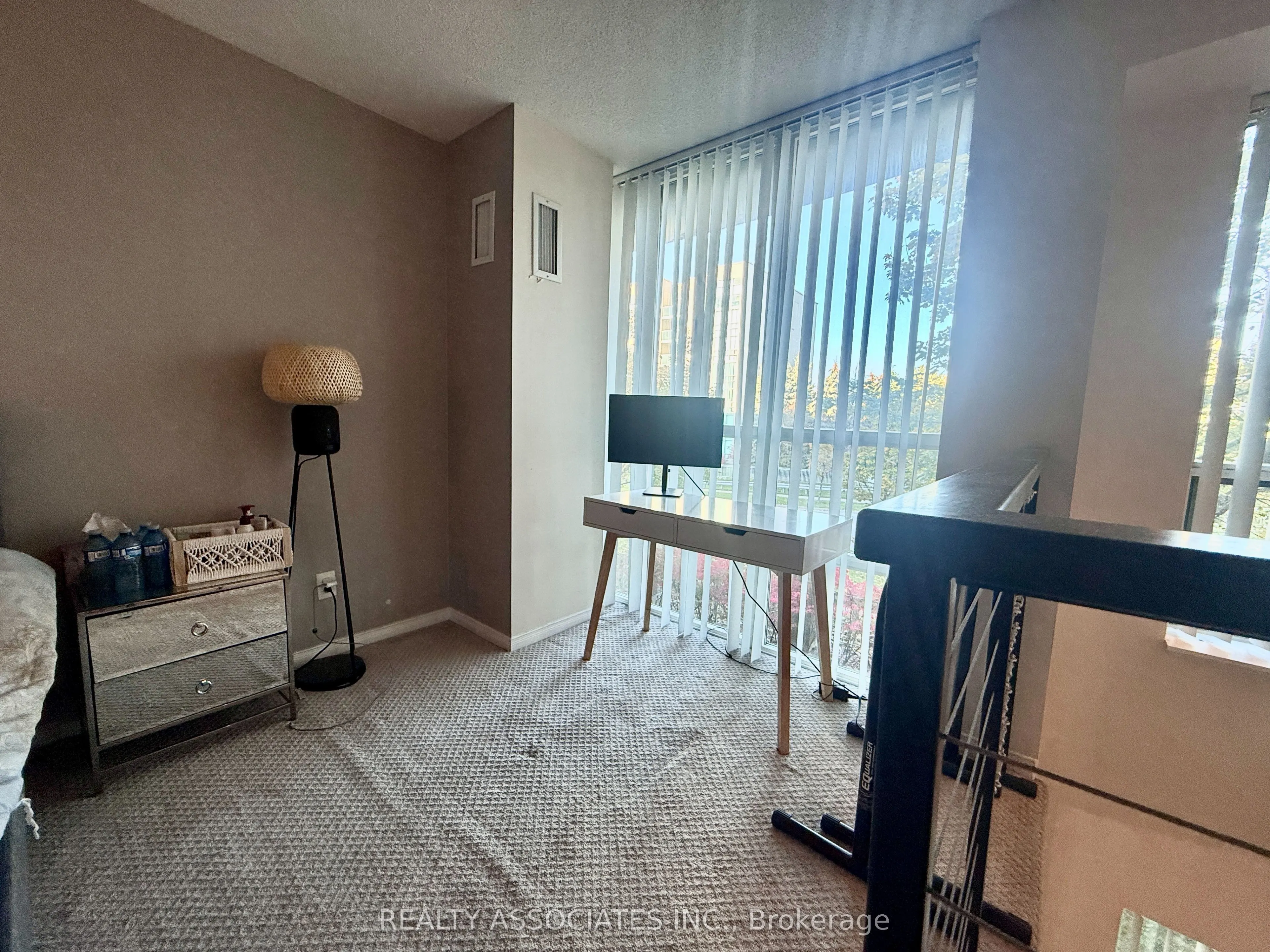 51 Baffin Court, #303