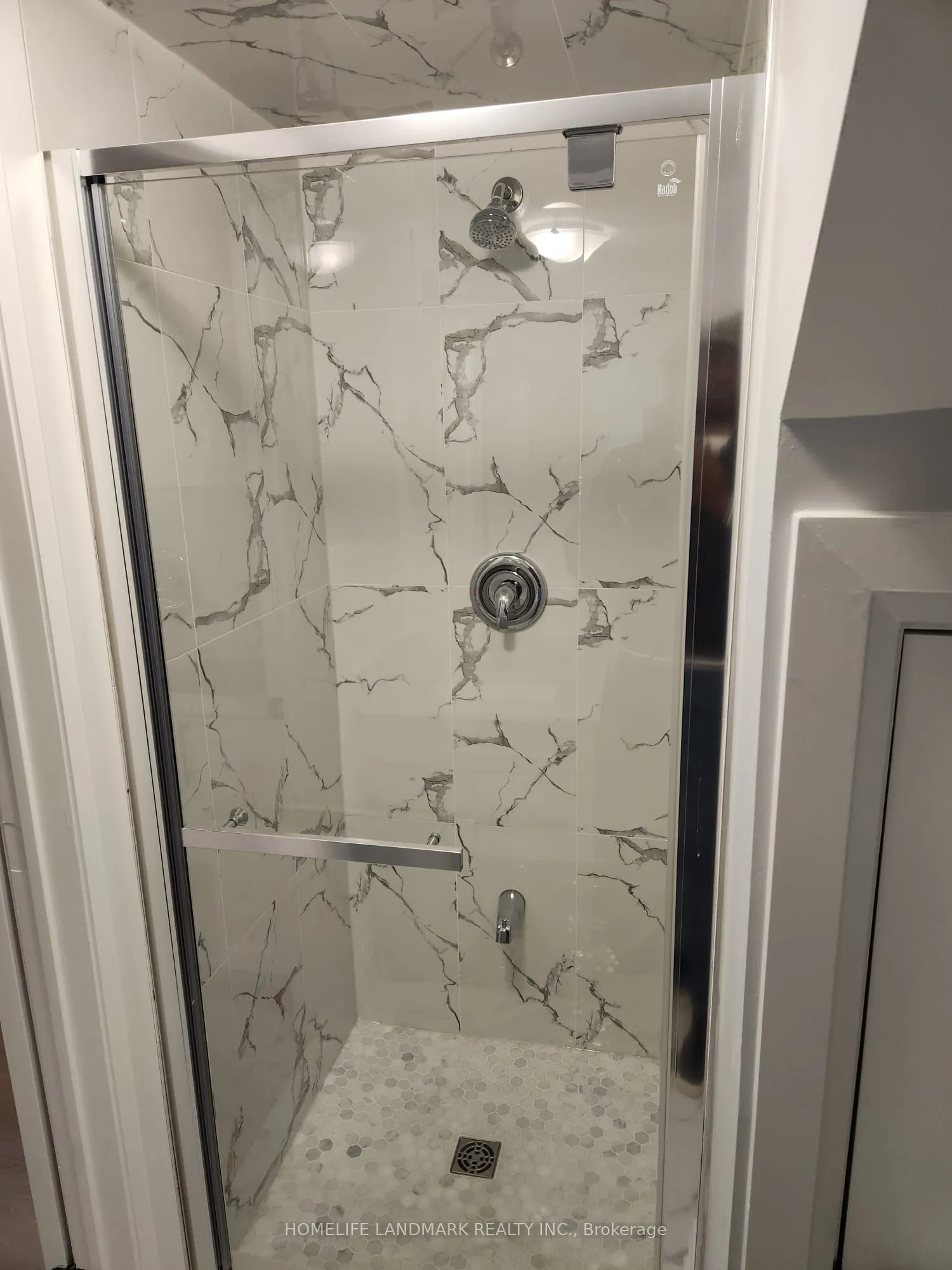 452 D'arcy Street S, #Basement Unit