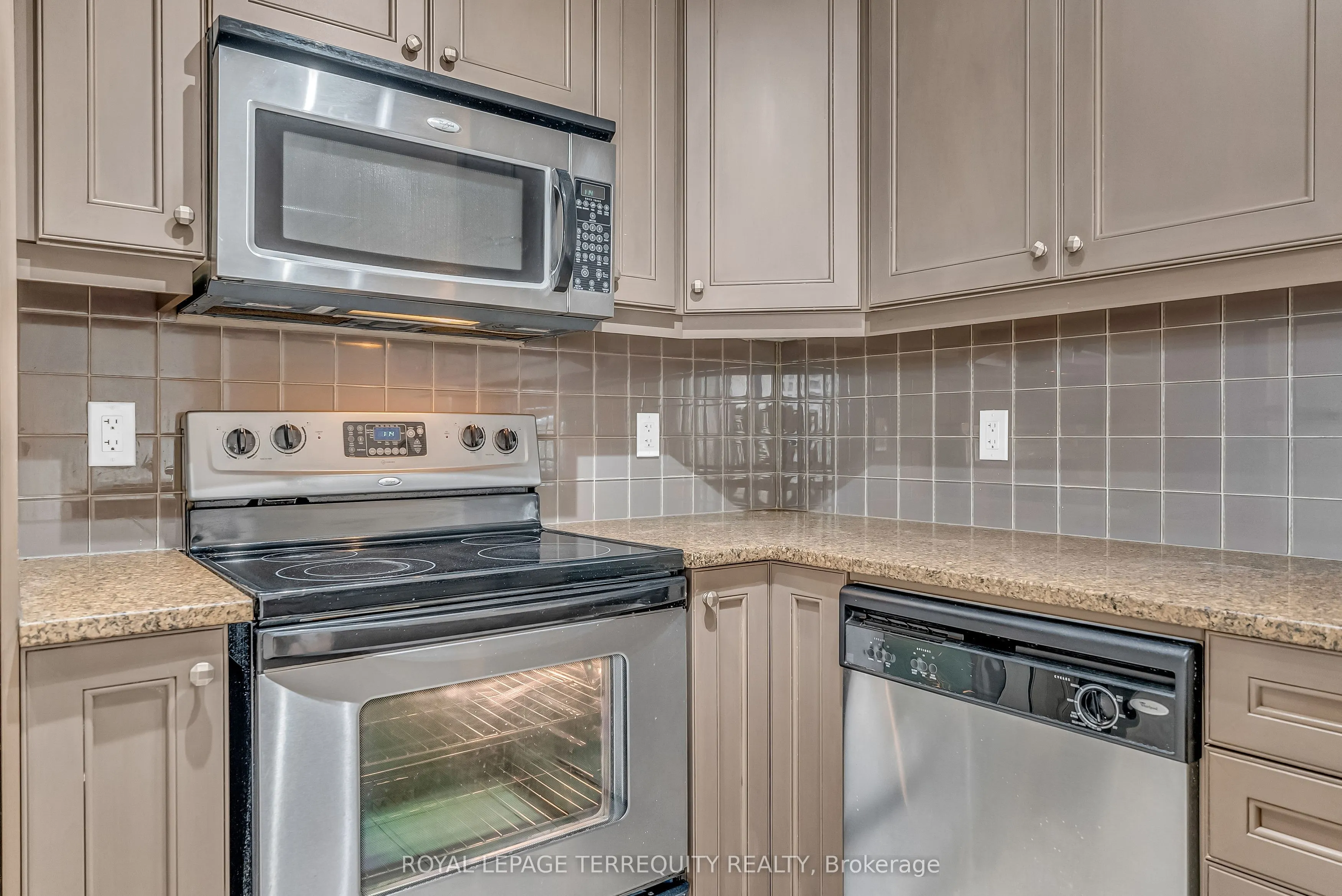 9225 Jane Street, #1409