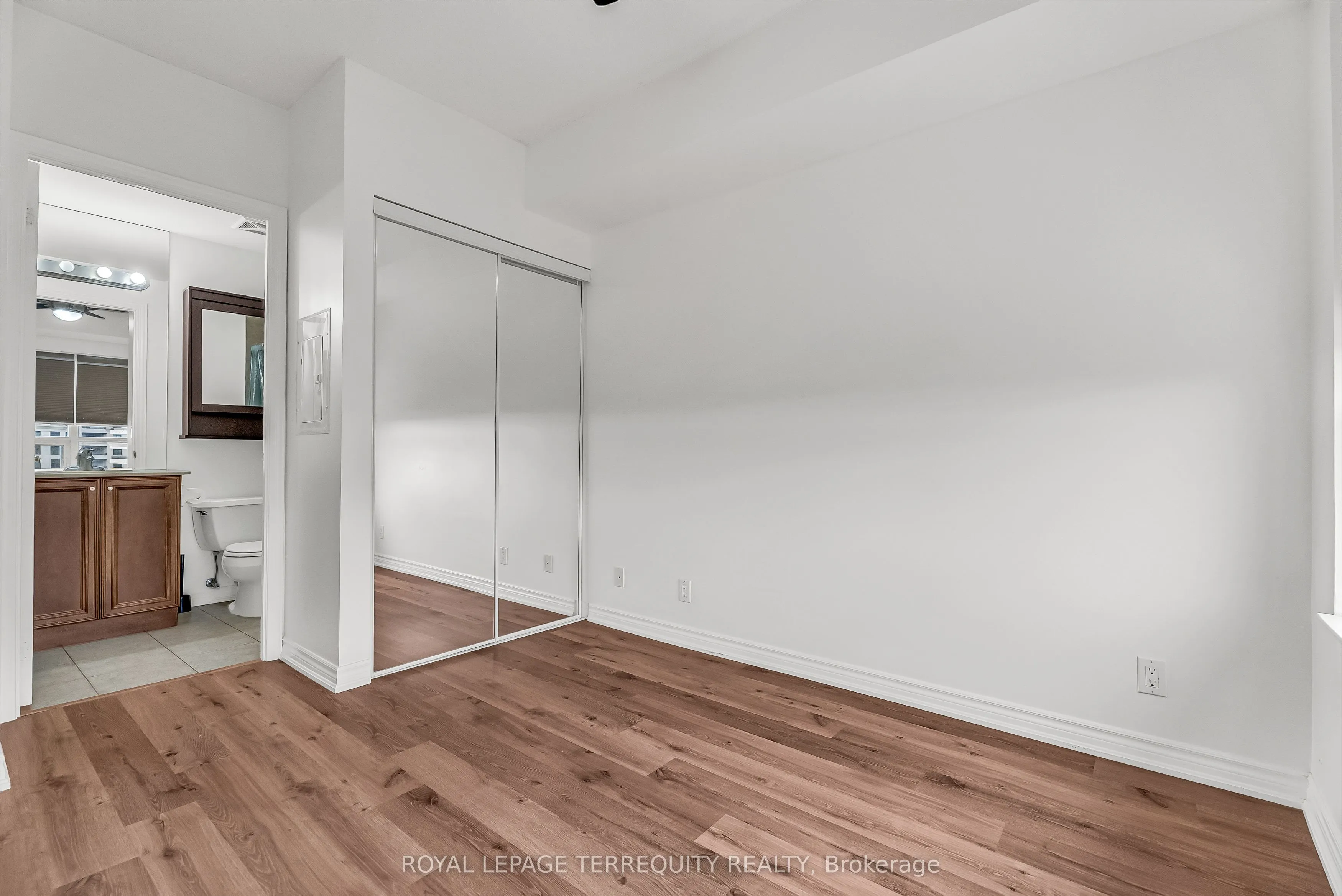 9225 Jane Street, #1409