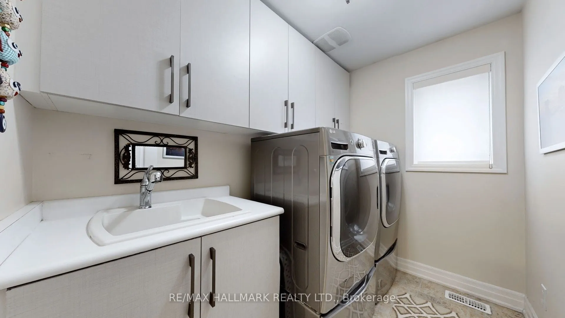 39 Lilly Valley Crescent