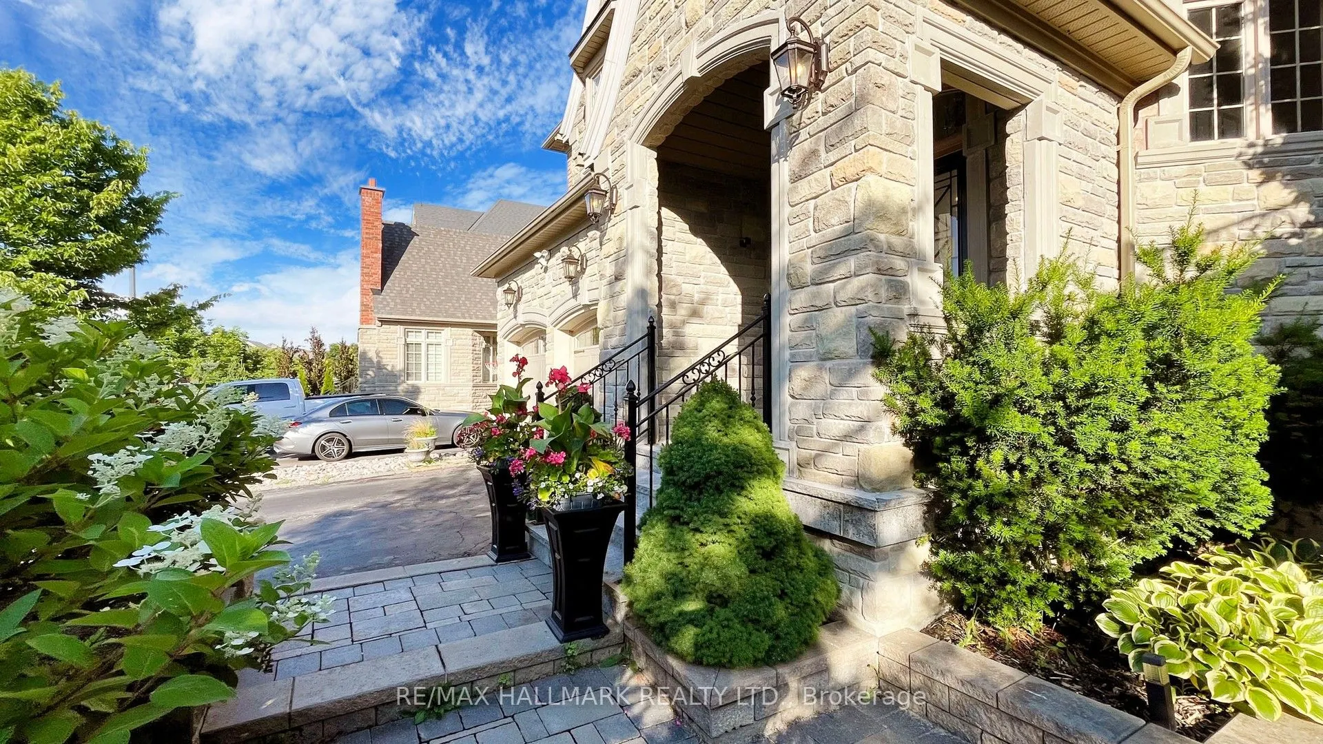 39 Lilly Valley Crescent