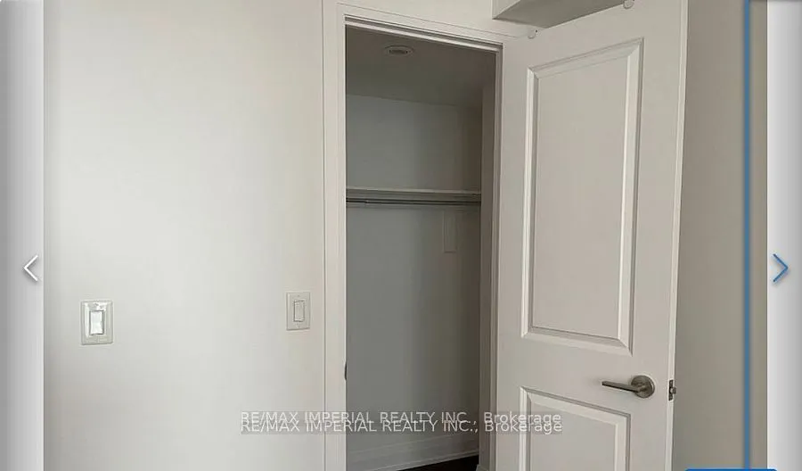 372 Highway 7 Road, #301