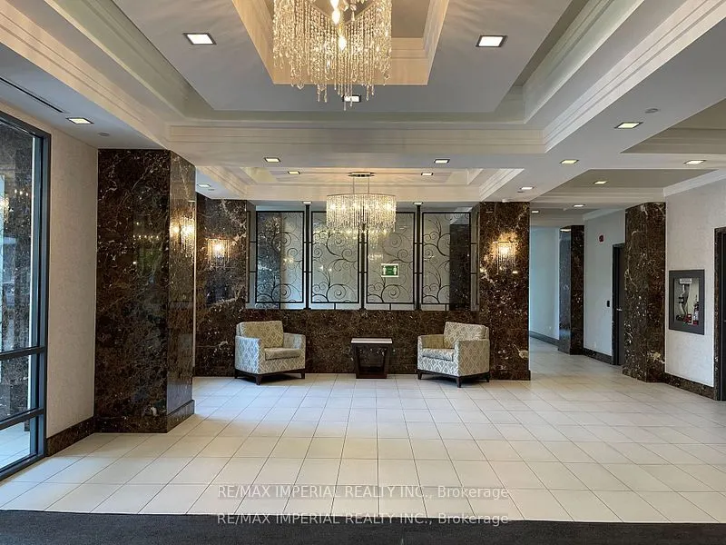 372 Highway 7 Road, #301