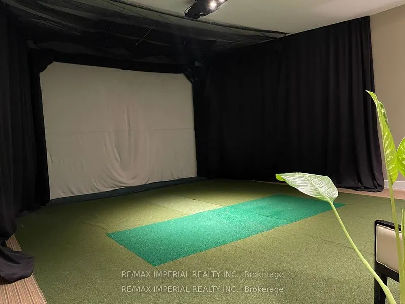 372 Highway 7 Road, #301