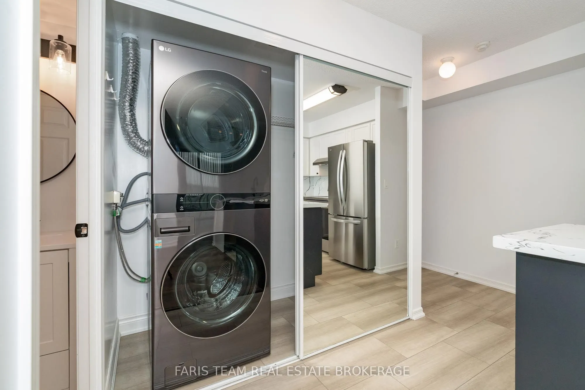 11 Oneida Crescent, #407