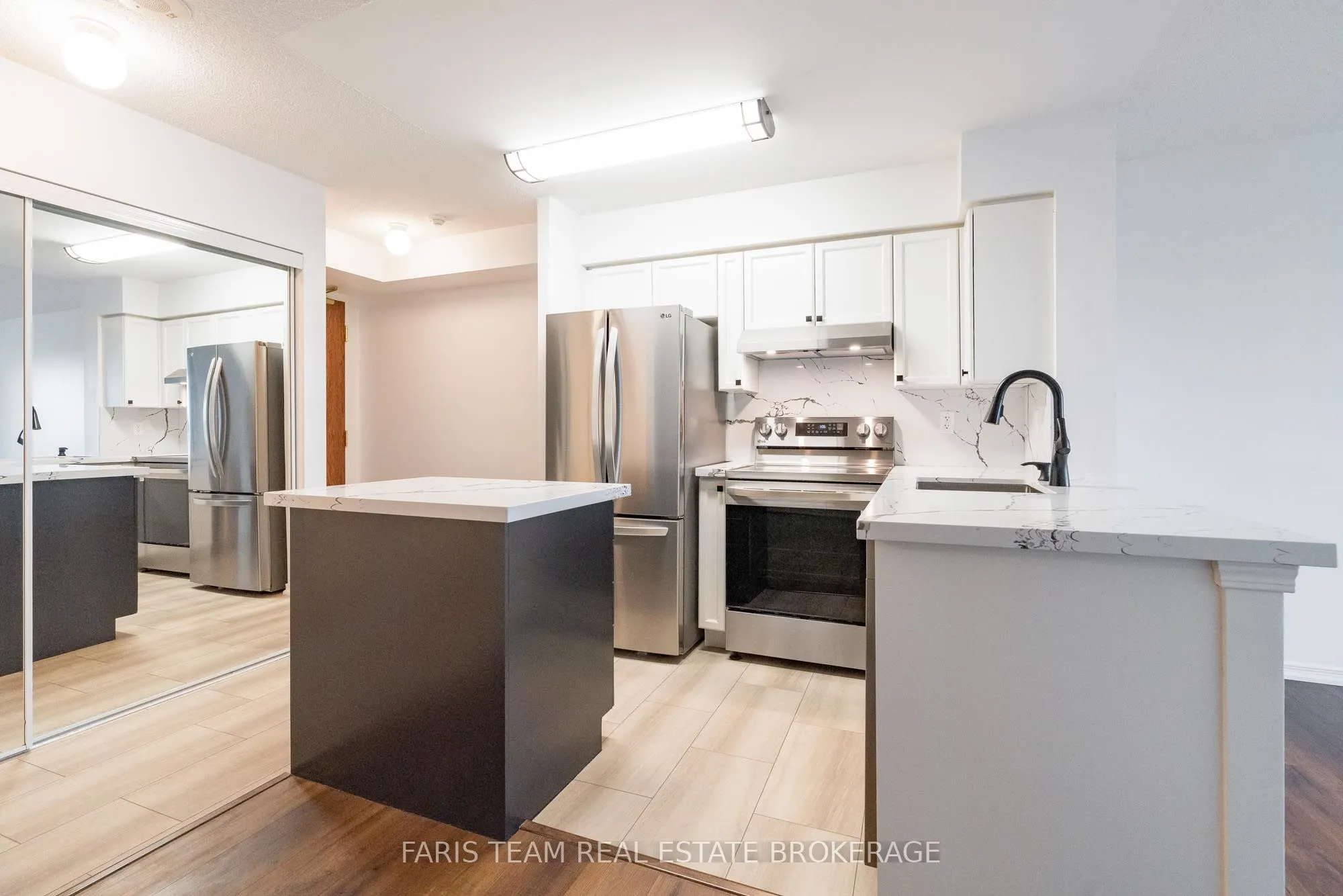 11 Oneida Crescent, #407