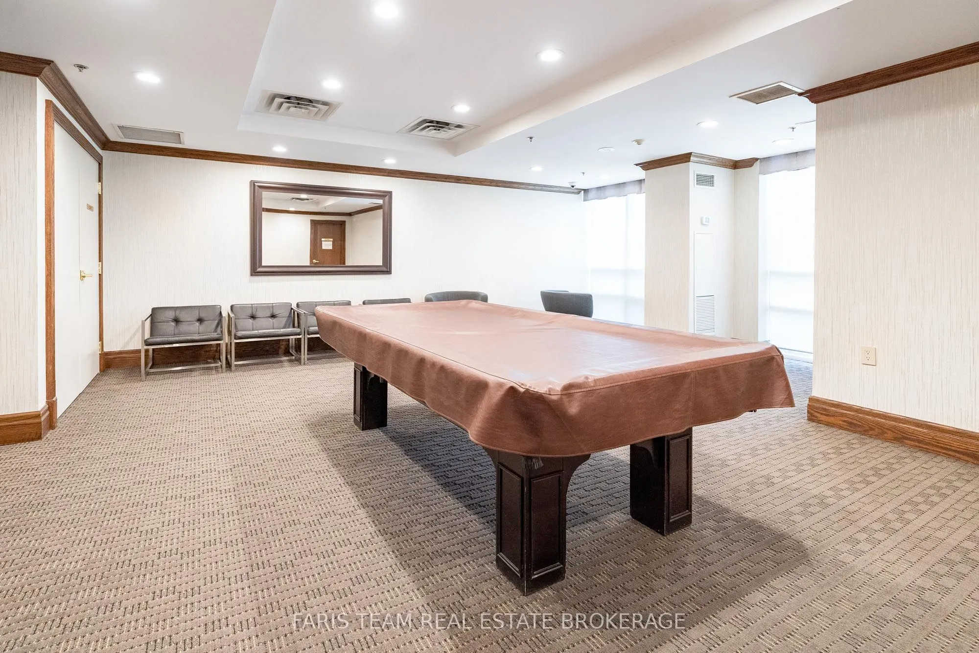 11 Oneida Crescent, #407