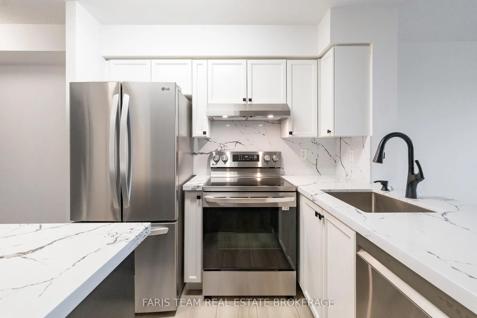 11 Oneida Crescent, #407