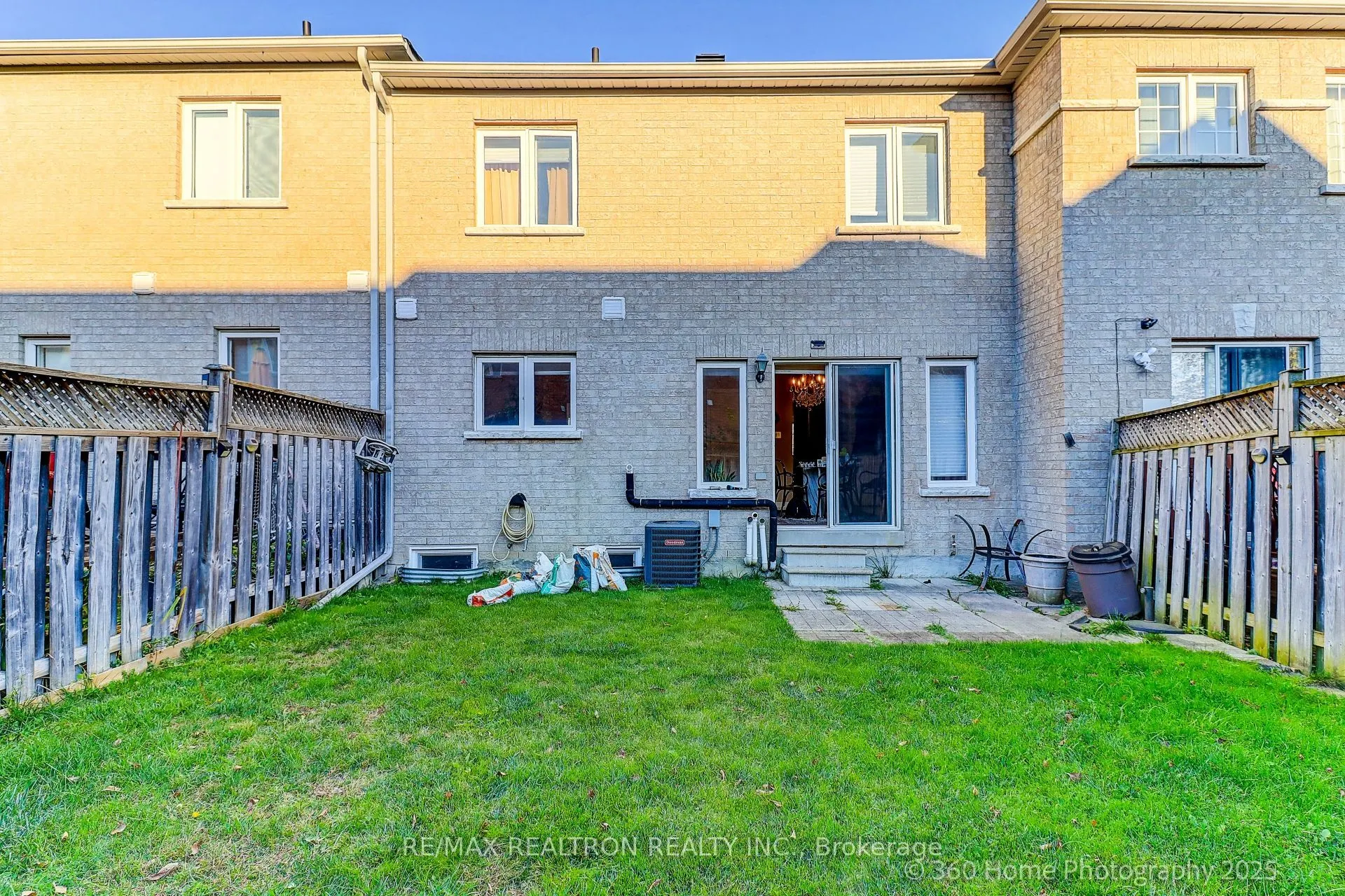 144 Matthew Boyd Crescent