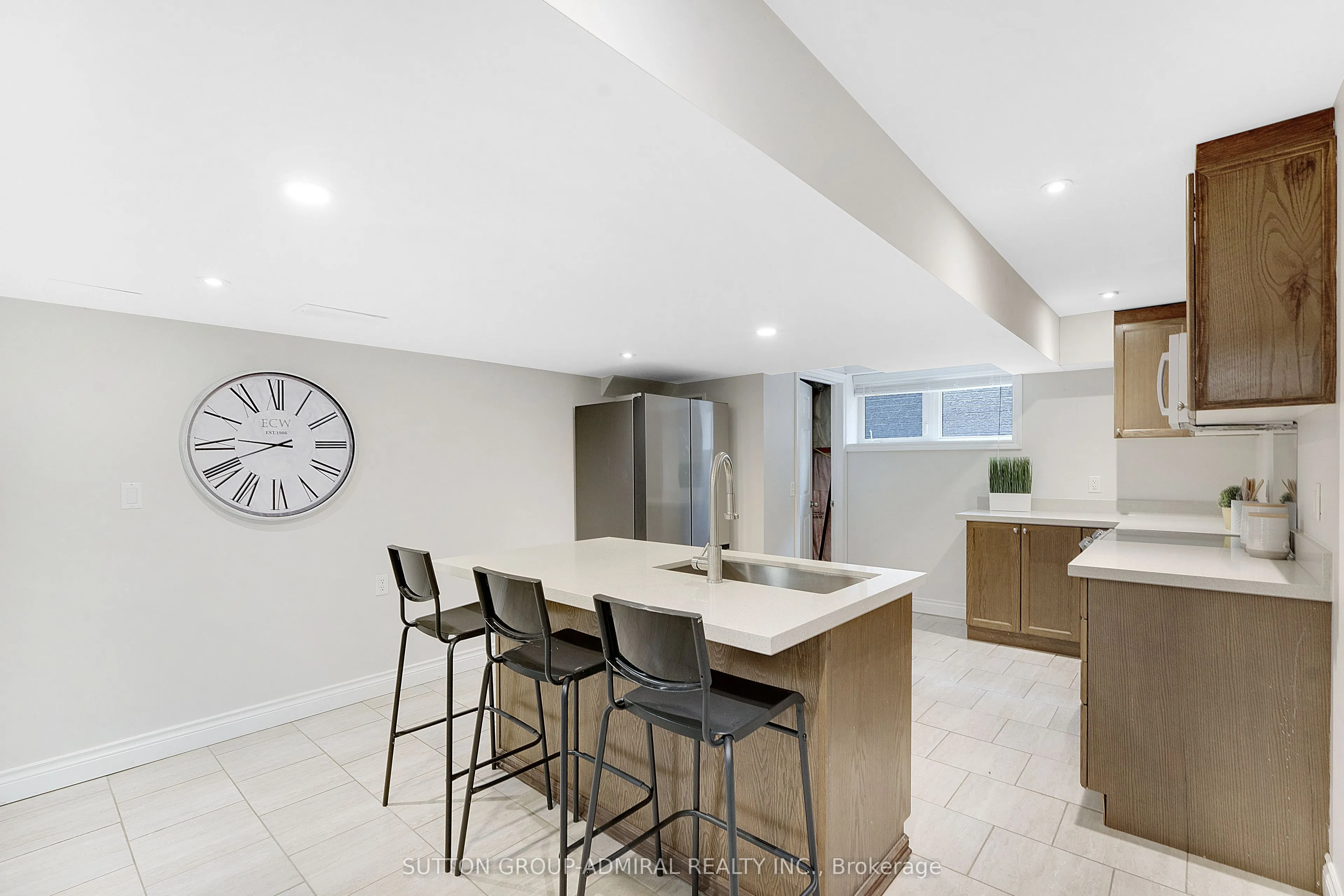 26 Summit Ridge Drive