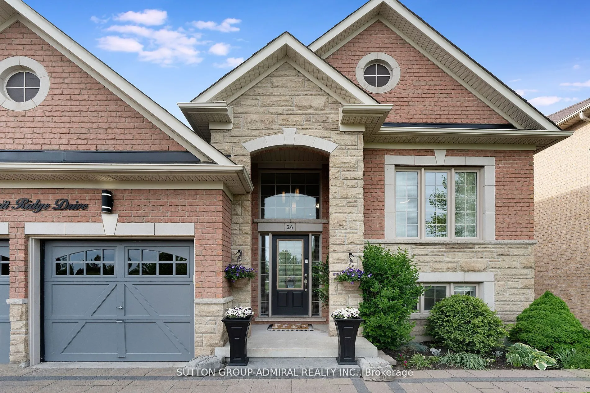 26 Summit Ridge Drive