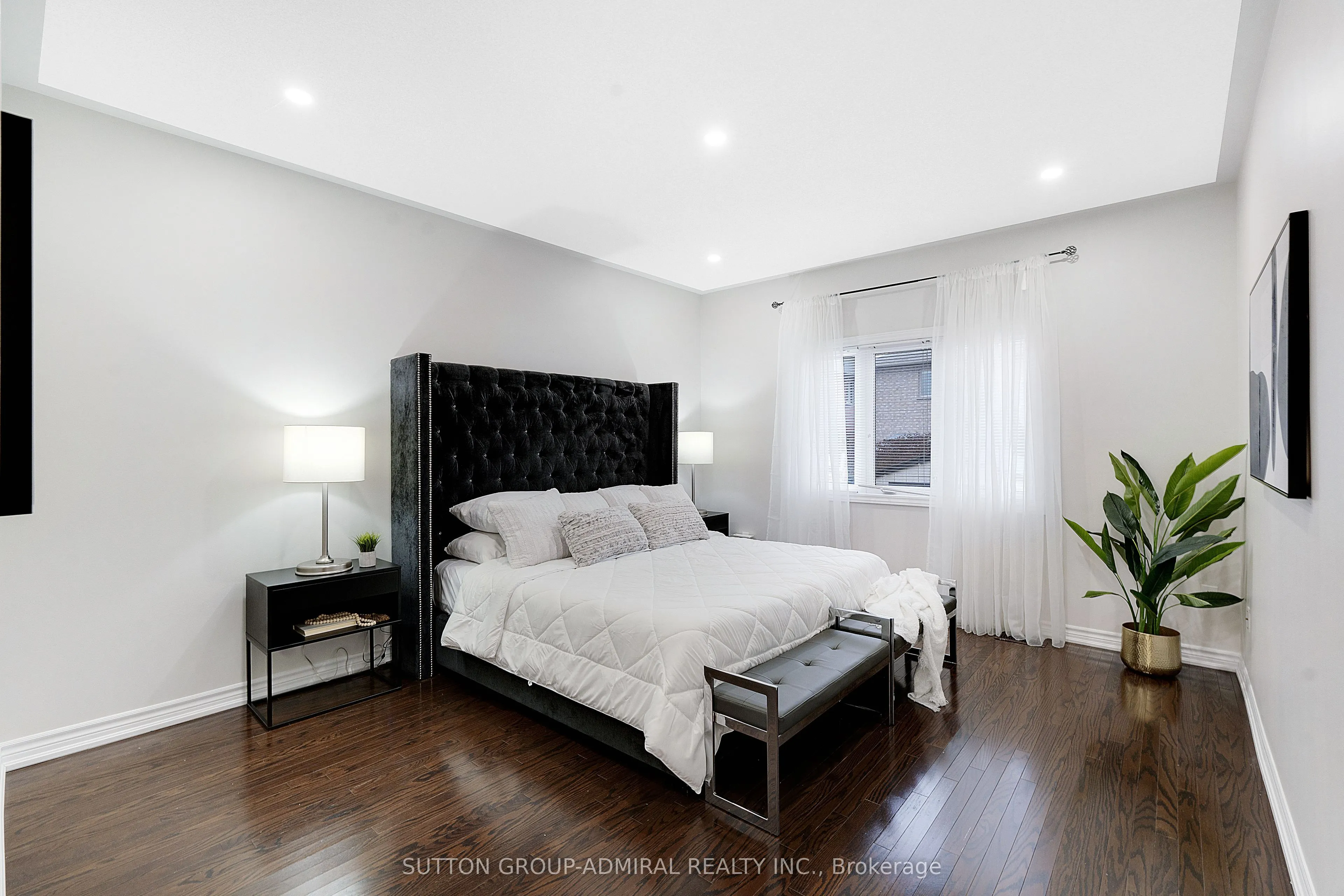 26 Summit Ridge Drive