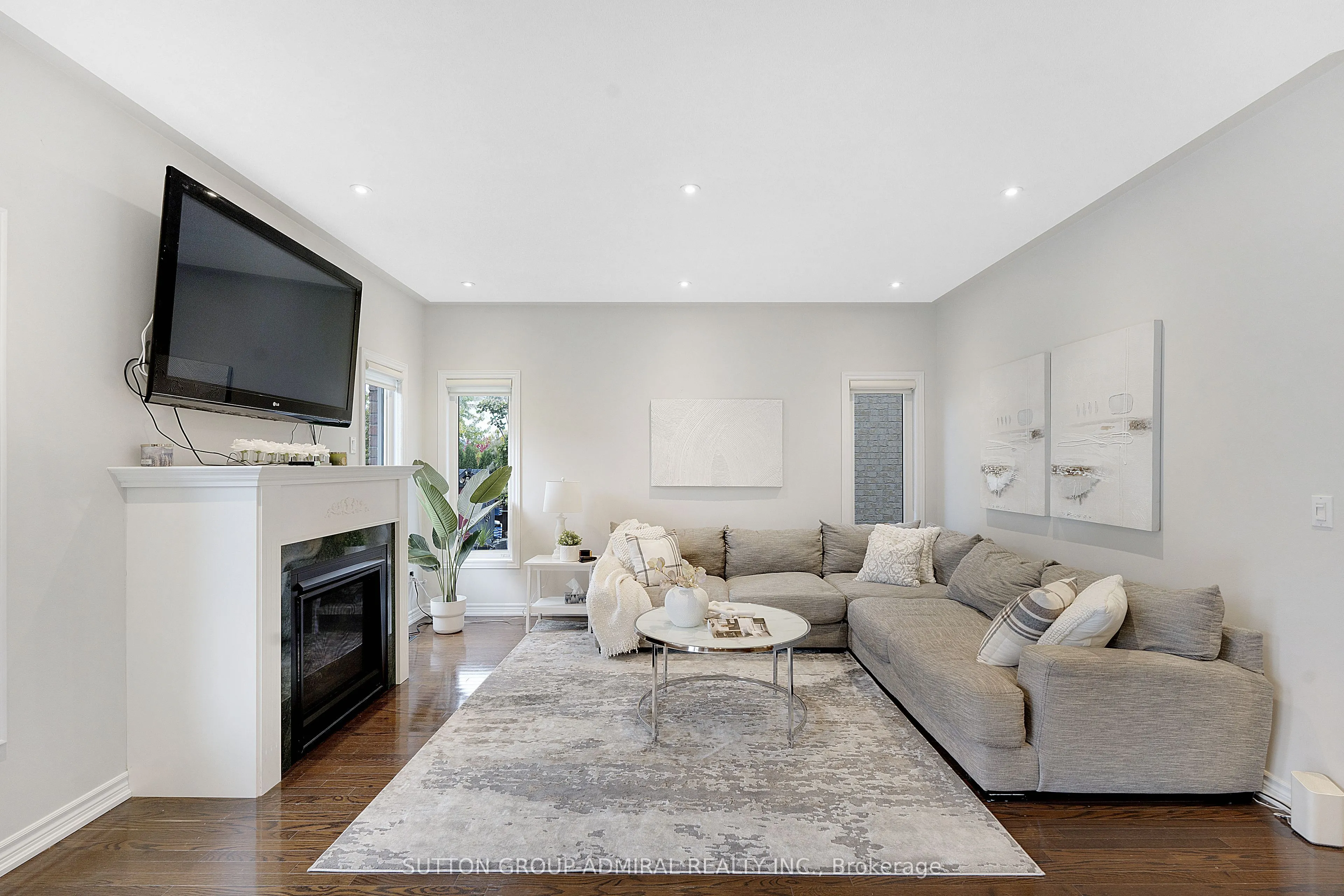 26 Summit Ridge Drive