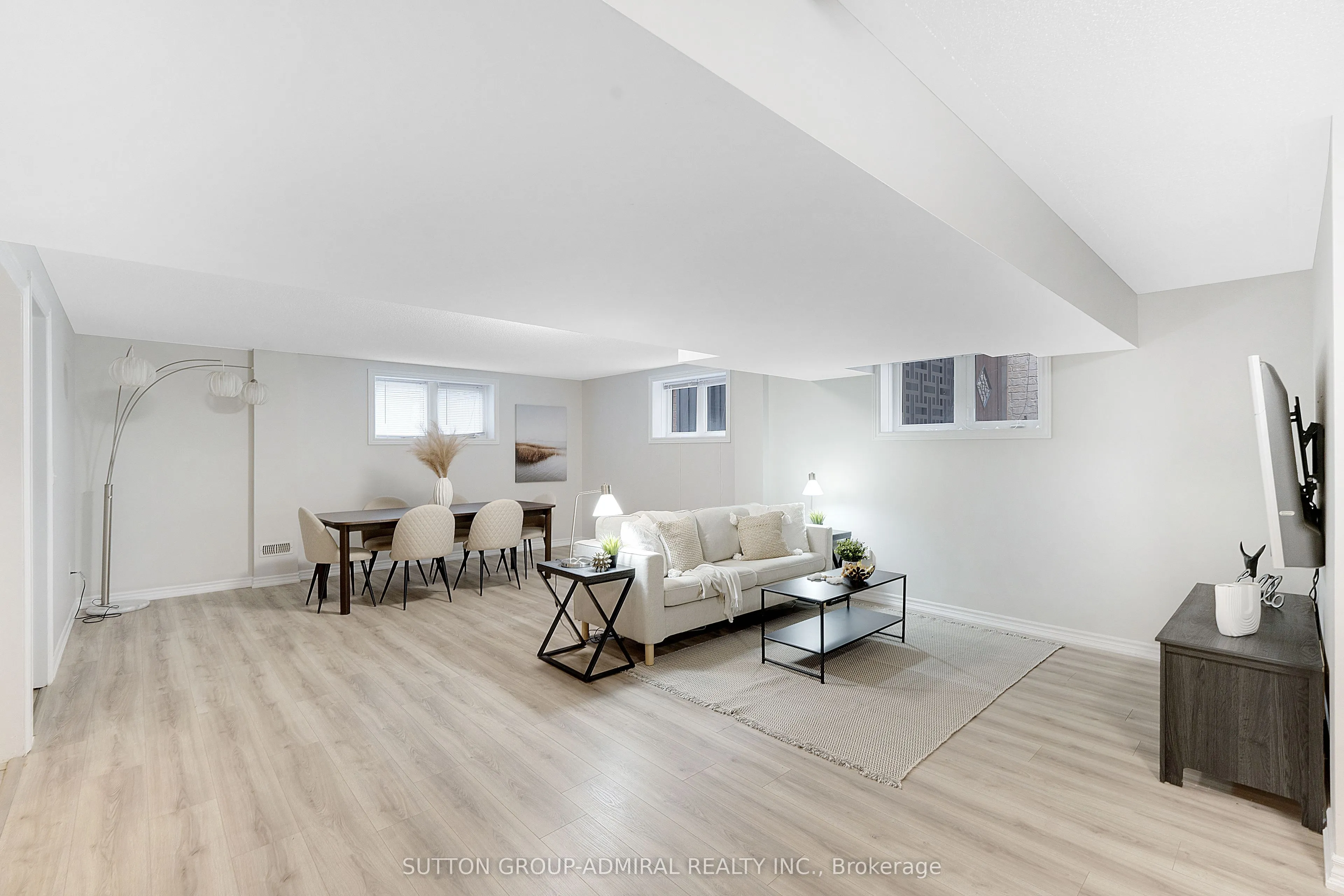 26 Summit Ridge Drive