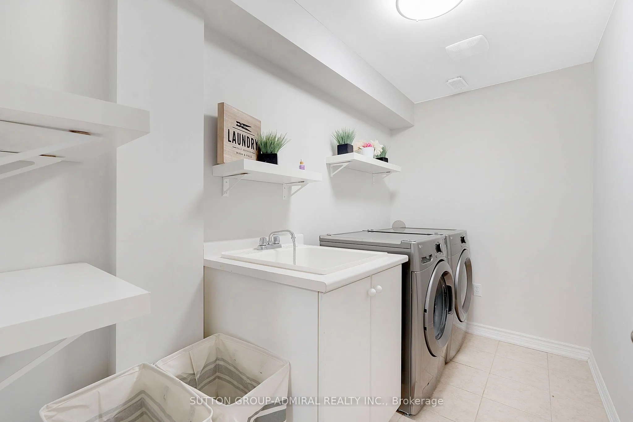 26 Summit Ridge Drive