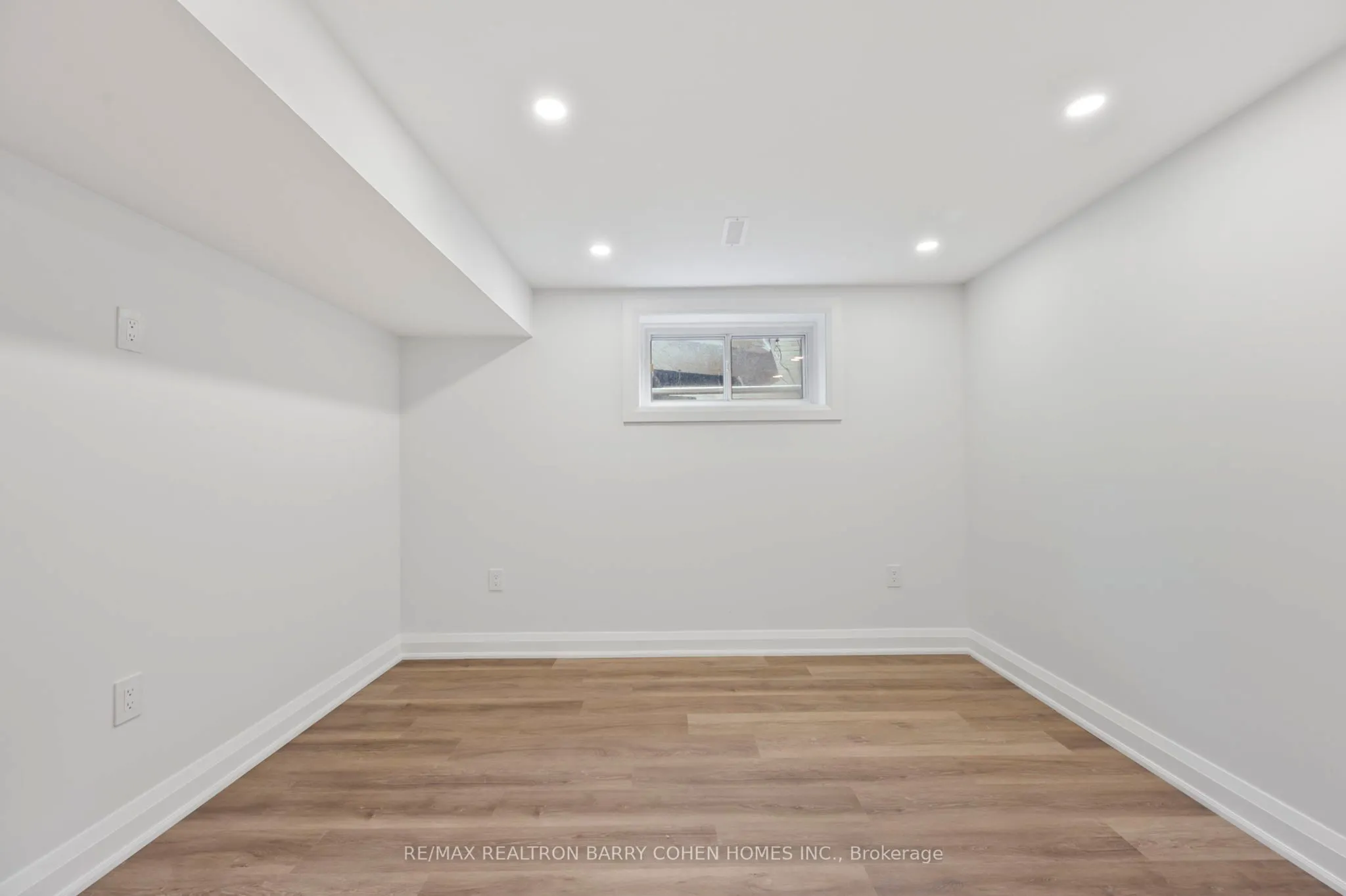 194 Romfield Circuit, #Basement & Back Main Lvl.