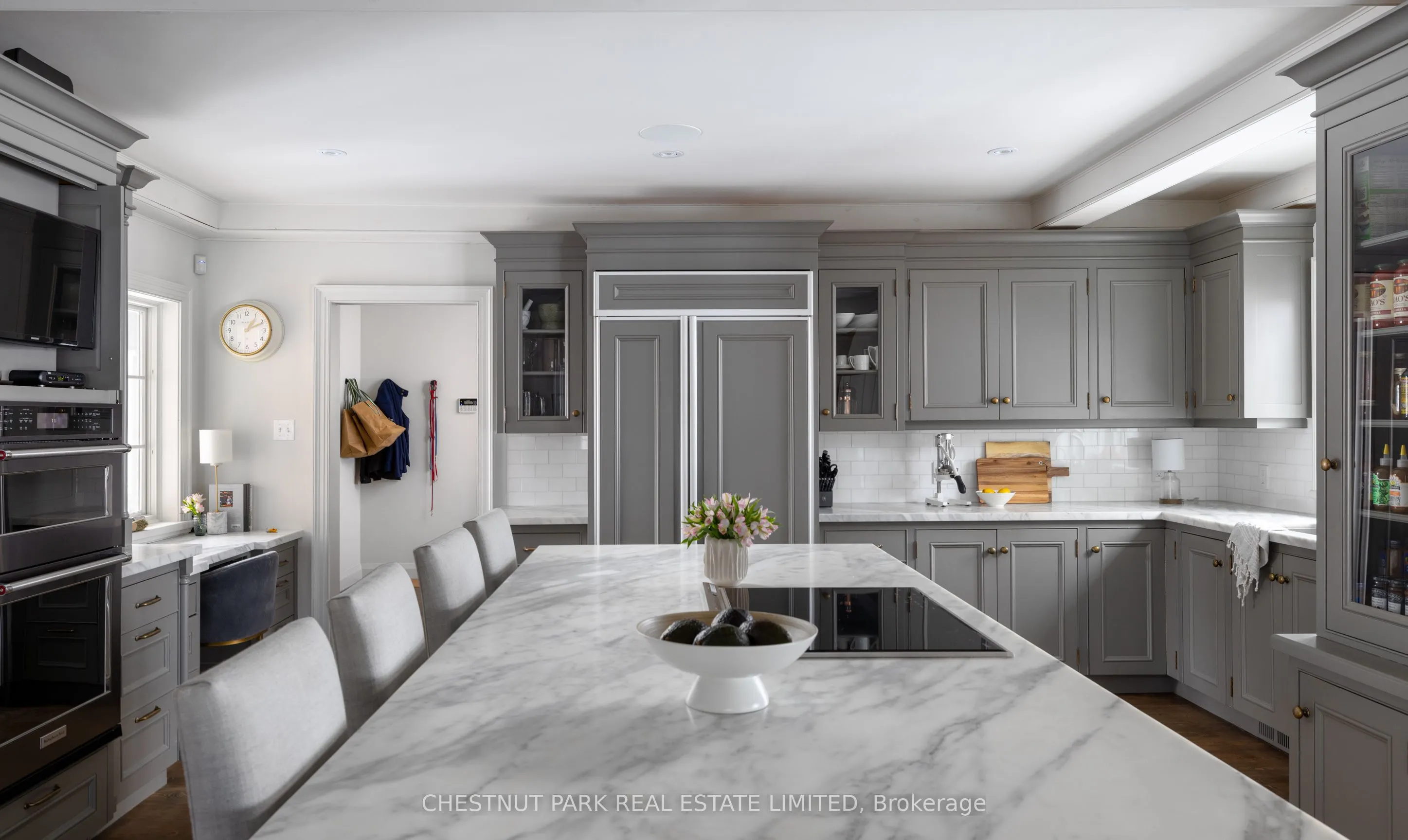 908 Vandorf Side Road