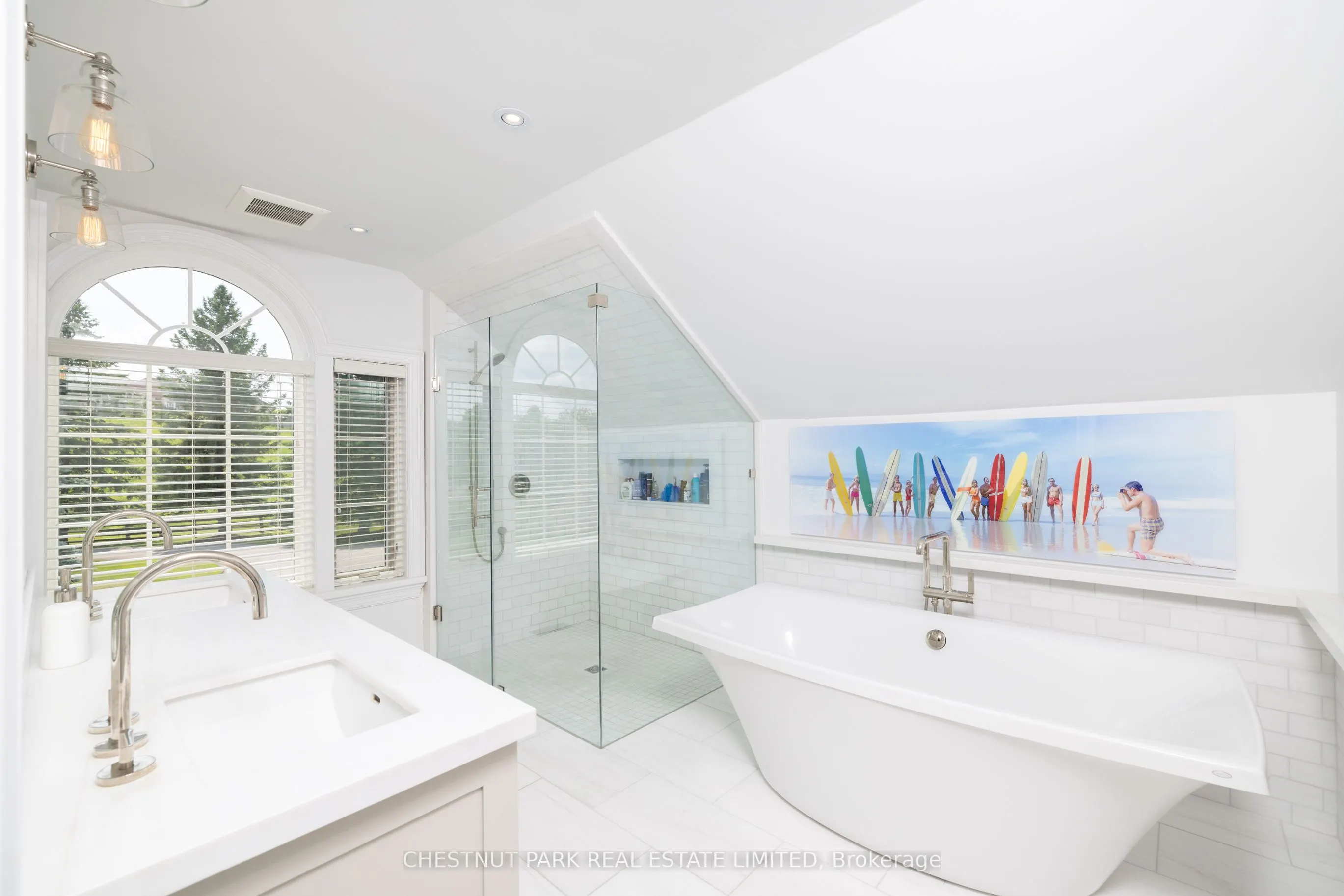 908 Vandorf Side Road