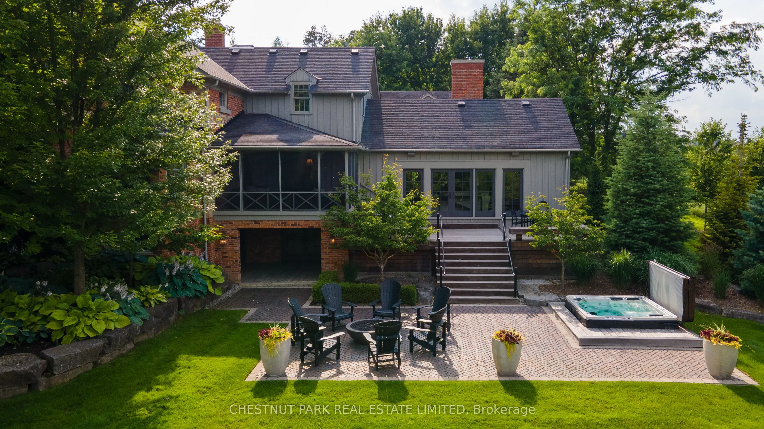 908 Vandorf Side Road