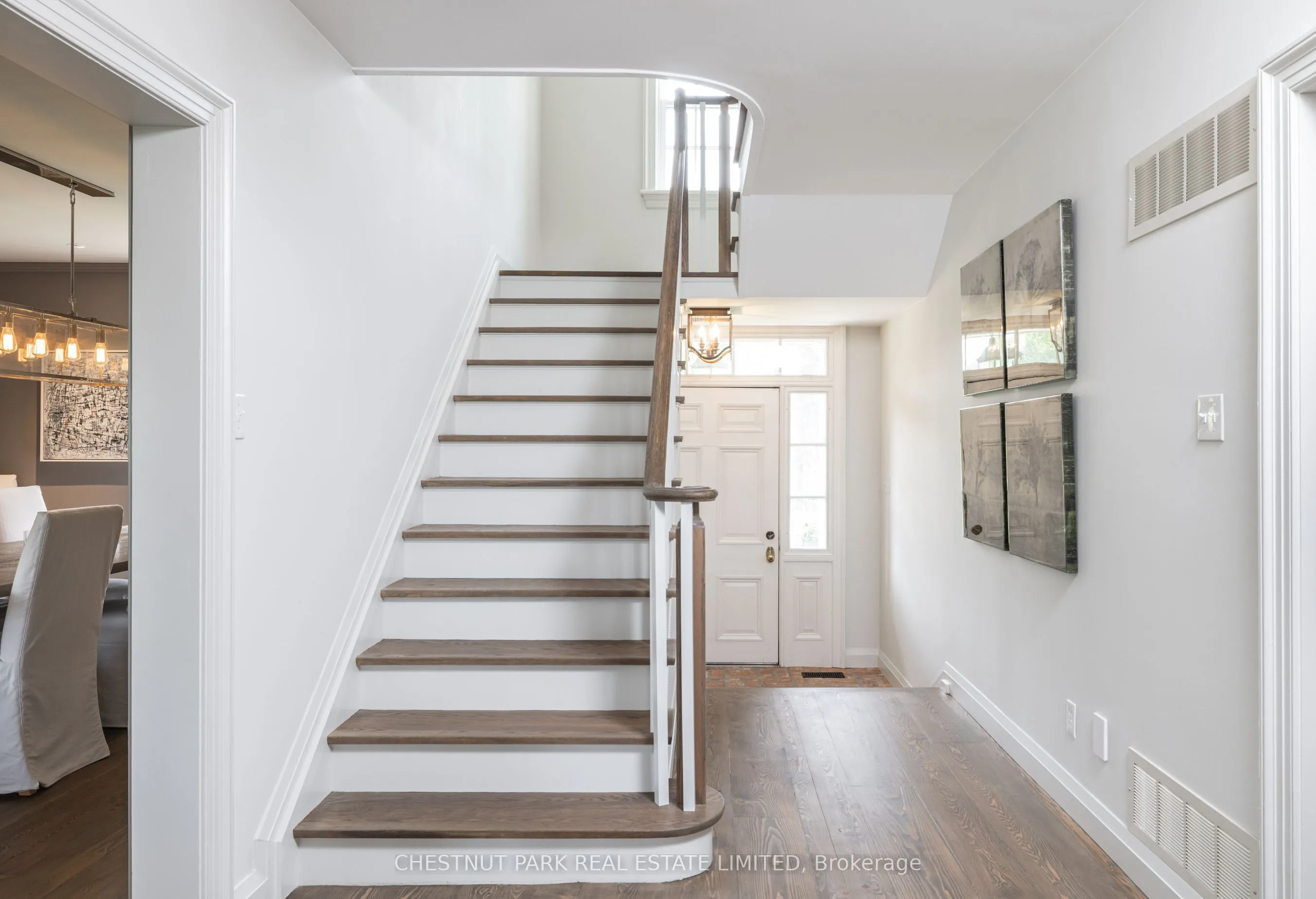 908 Vandorf Side Road