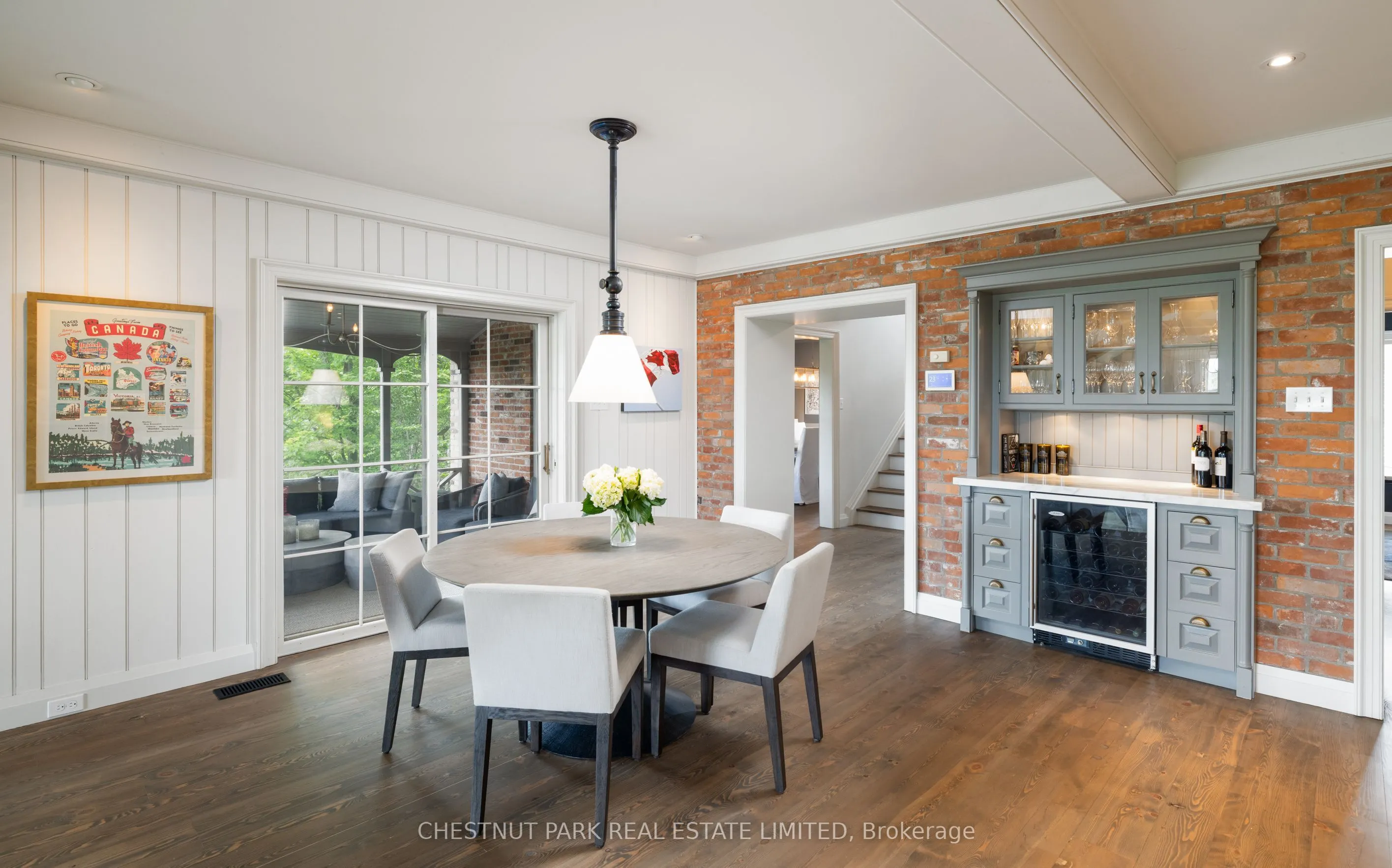 908 Vandorf Side Road