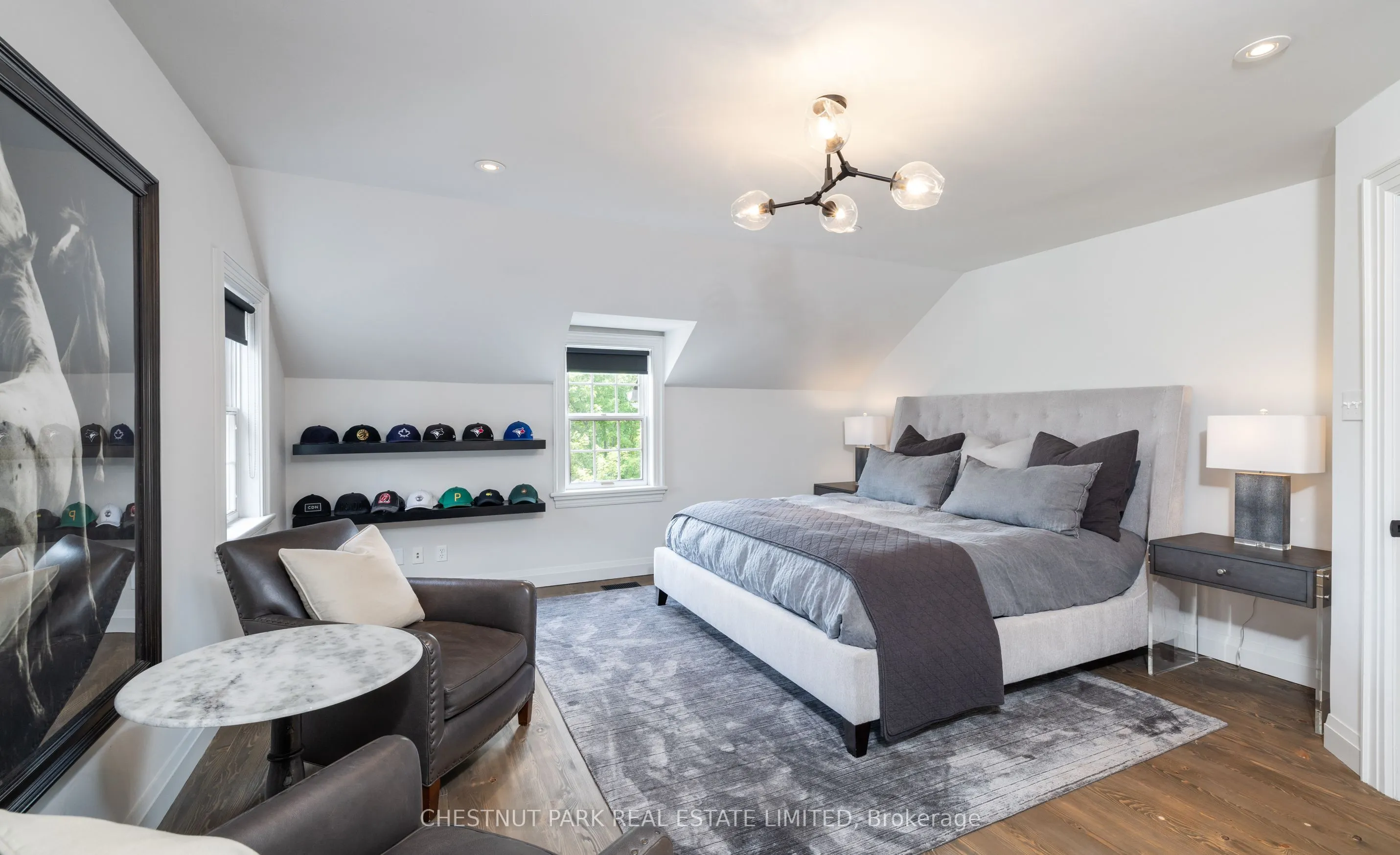 908 Vandorf Side Road