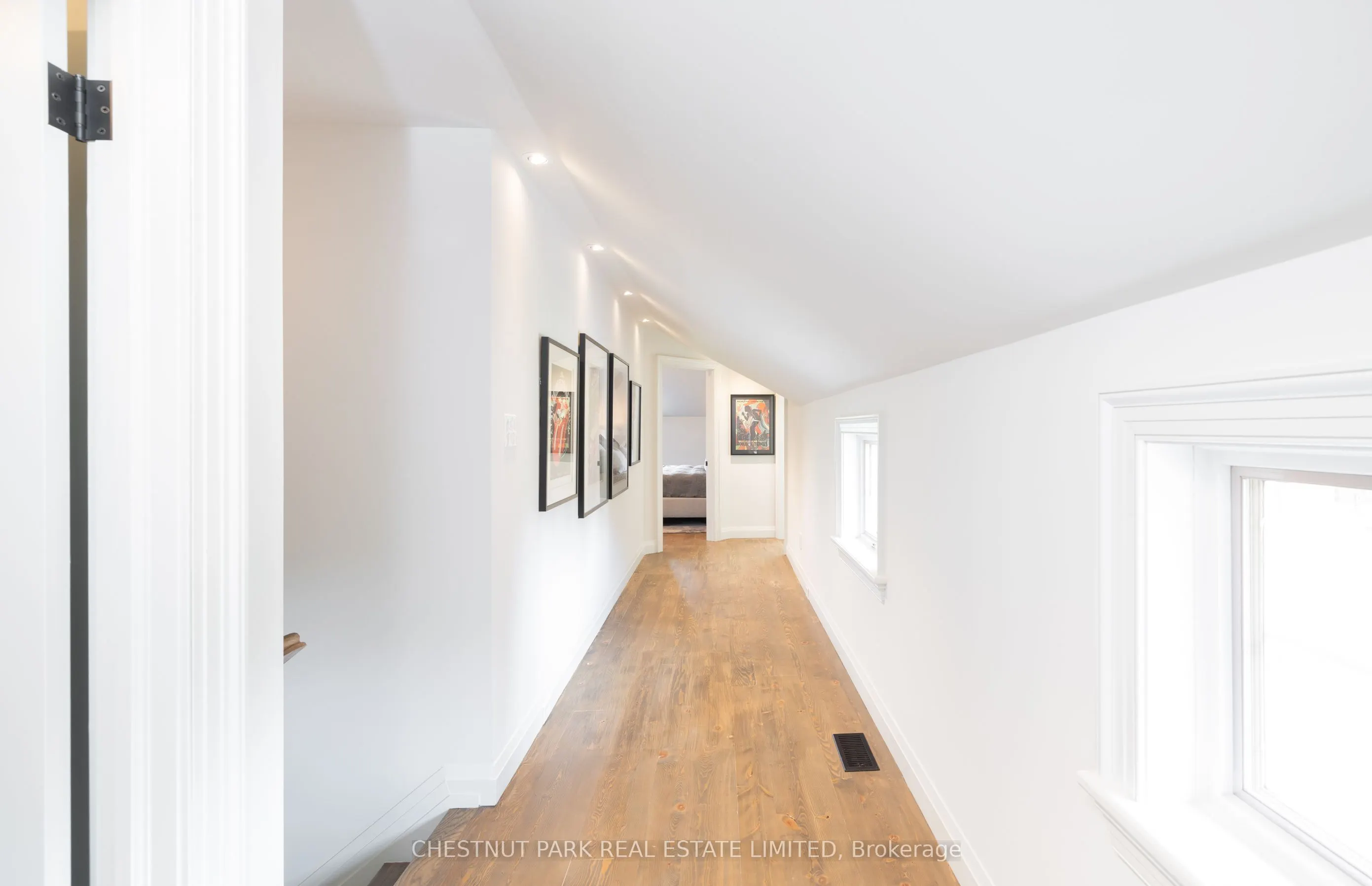 908 Vandorf Side Road