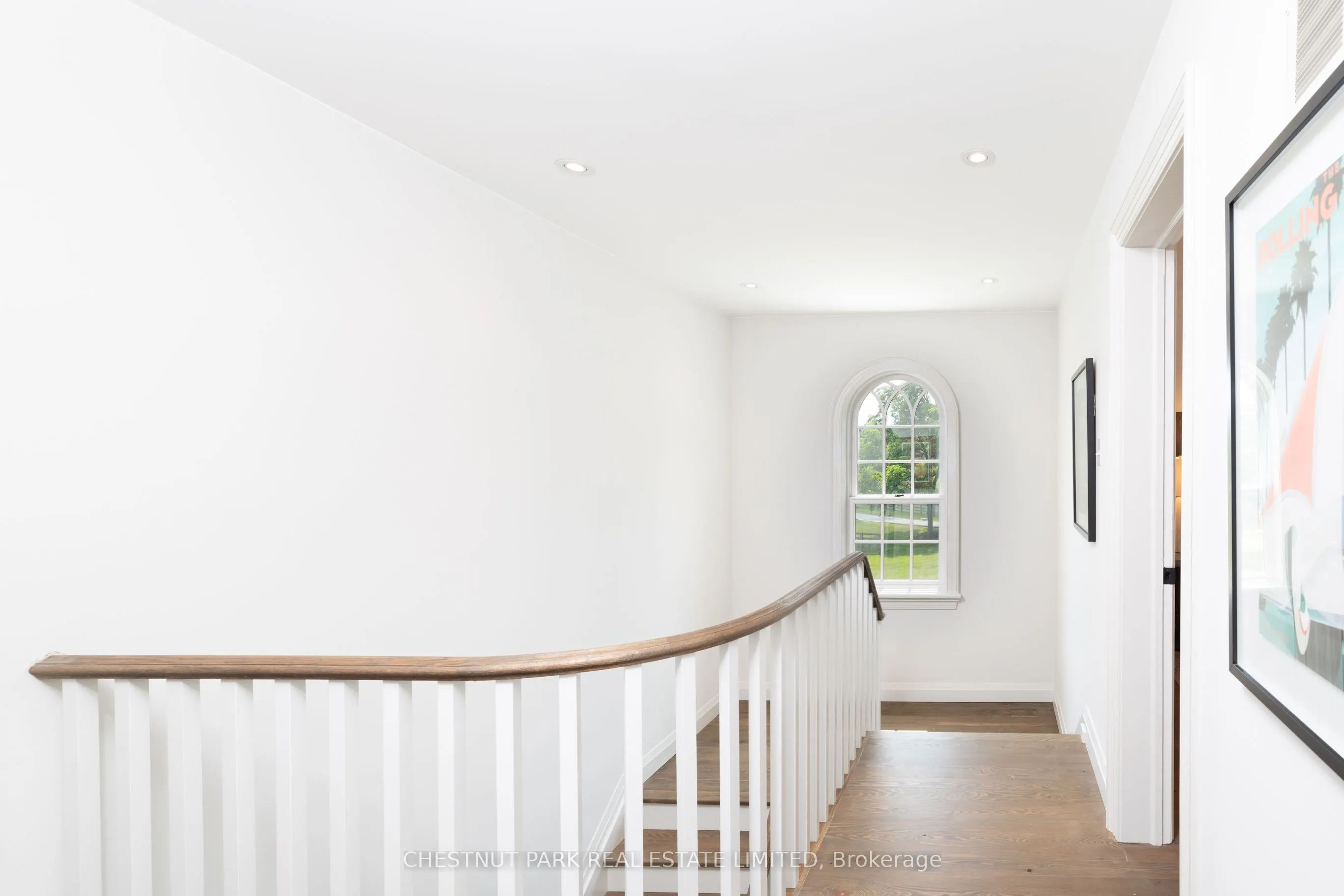 908 Vandorf Side Road