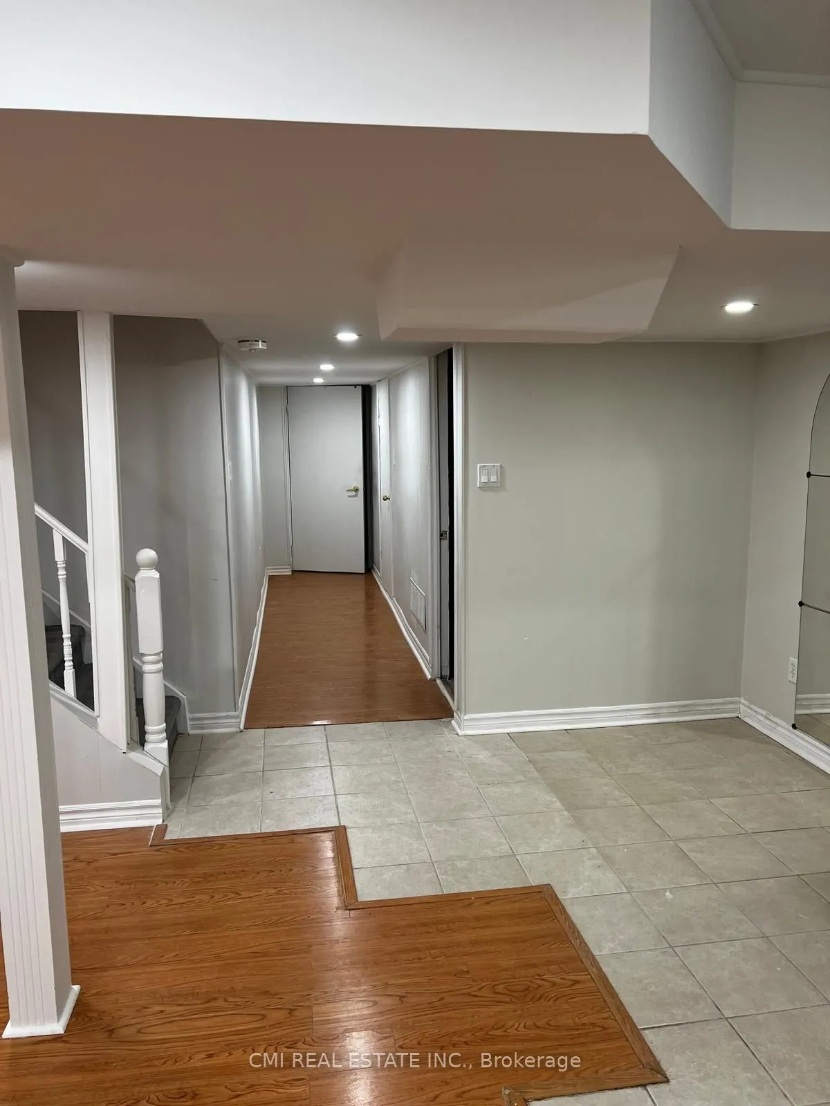 85 Watkins Glen Crescent