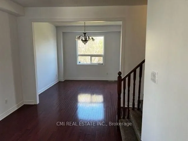 85 Watkins Glen Crescent