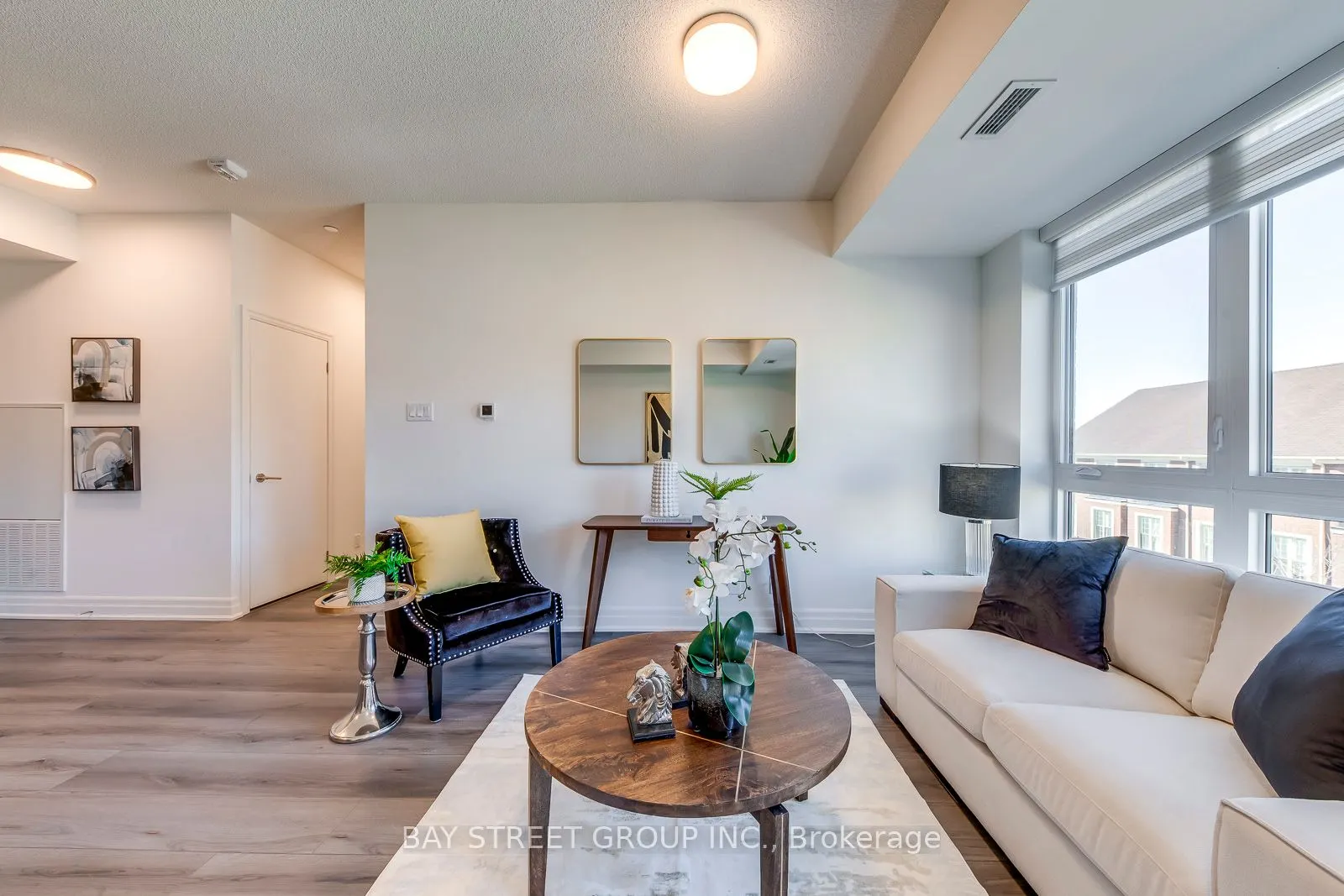 101 Cathedral High Street, #327