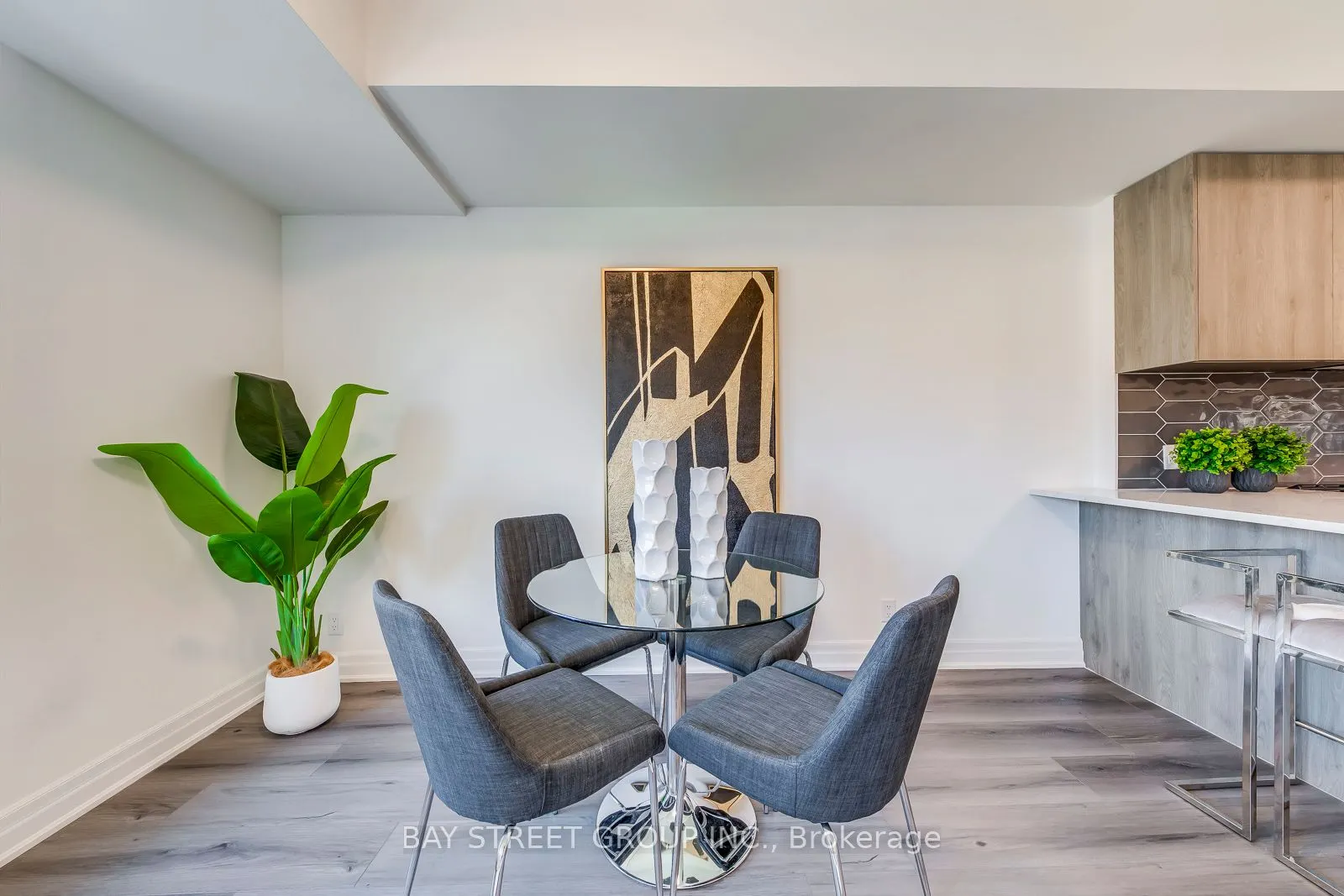 101 Cathedral High Street, #327