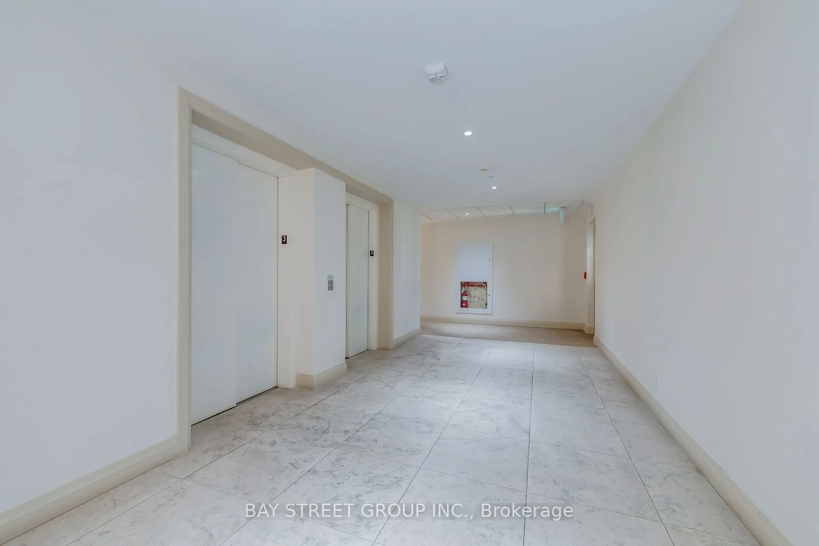 101 Cathedral High Street, #327