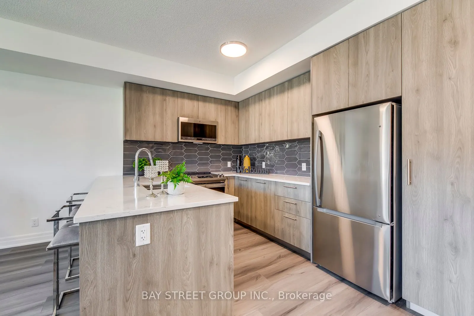 101 Cathedral High Street, #327