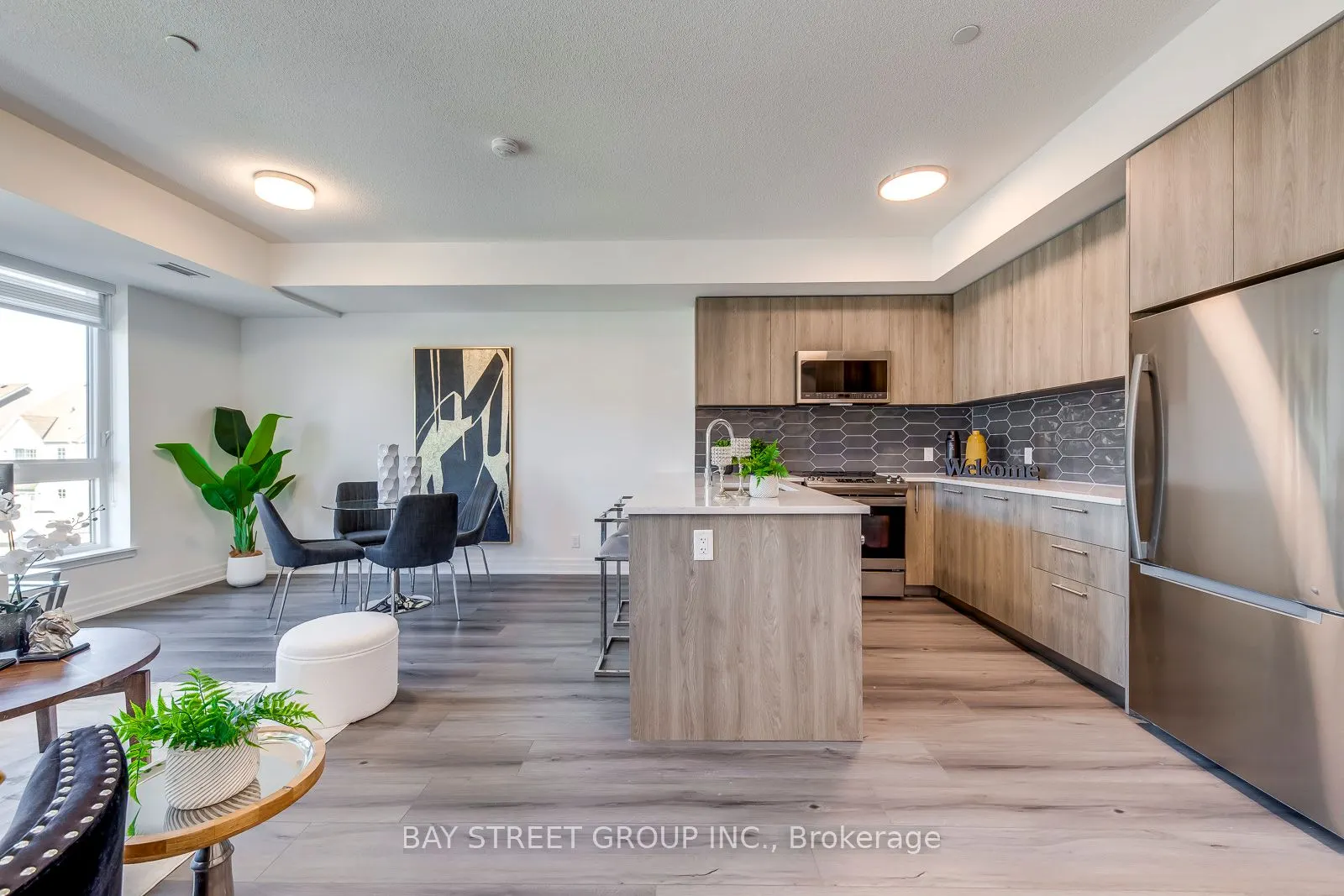 101 Cathedral High Street, #327