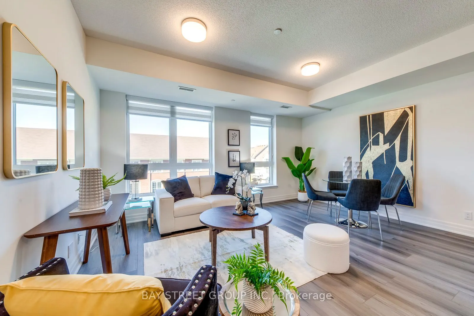 101 Cathedral High Street, #327