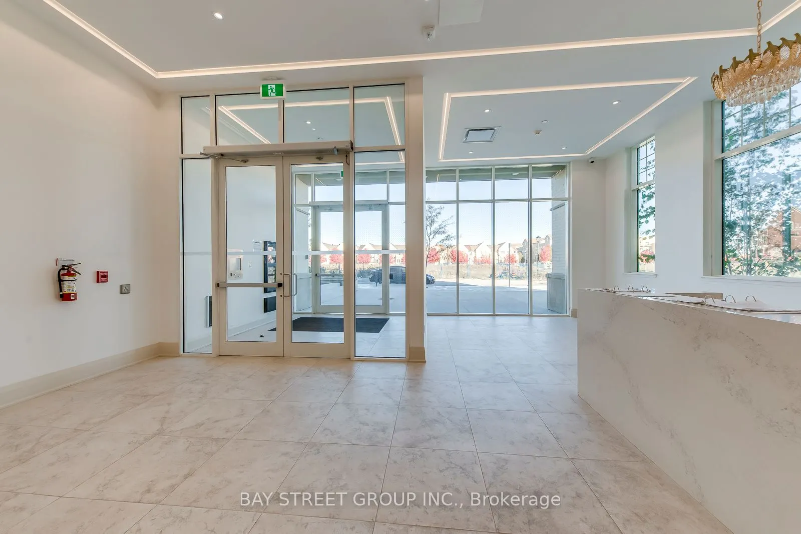 101 Cathedral High Street, #327