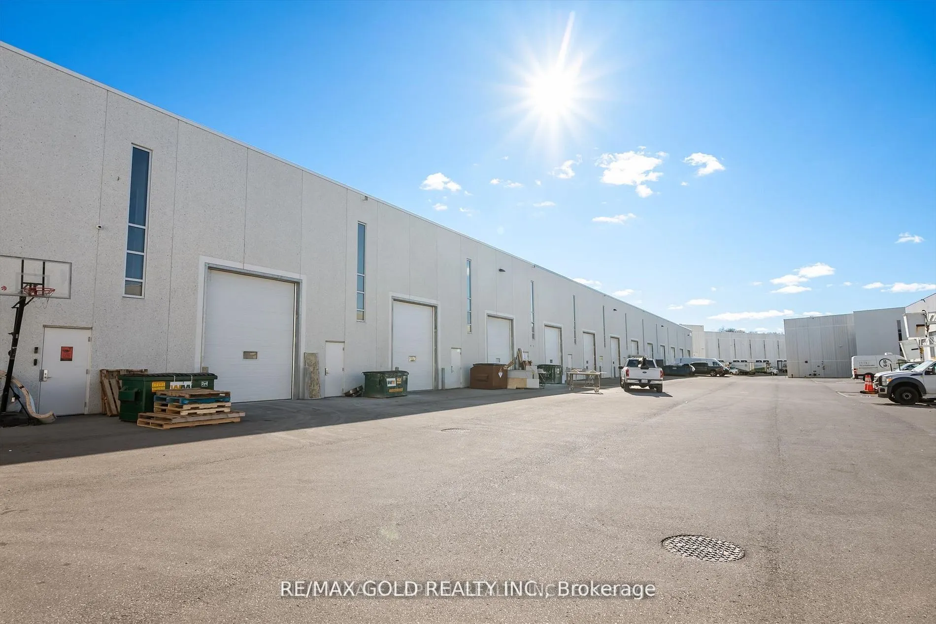 10950 Woodbine Avenue, #8