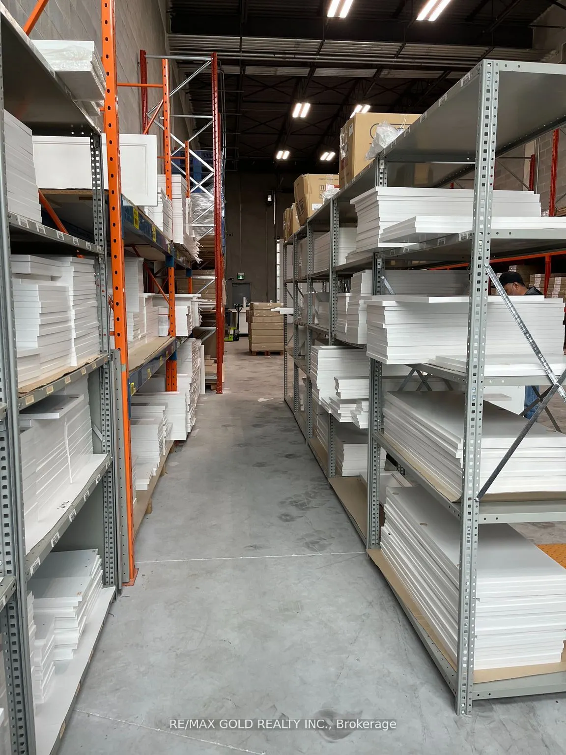 10950 Woodbine Avenue, #8